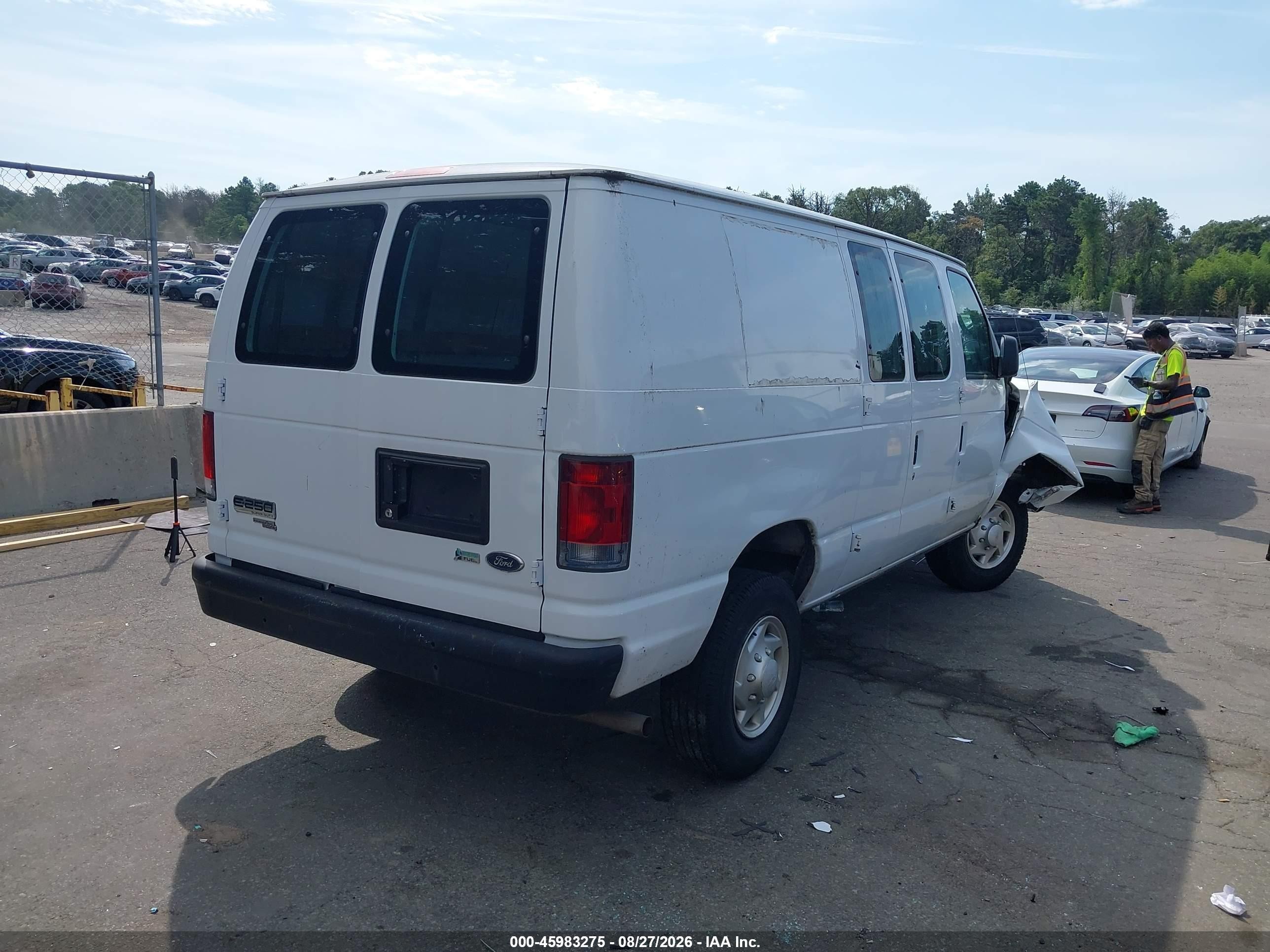 2011 Ford E-250 Commercial White vin: 1FTNE2EW6BDA76950