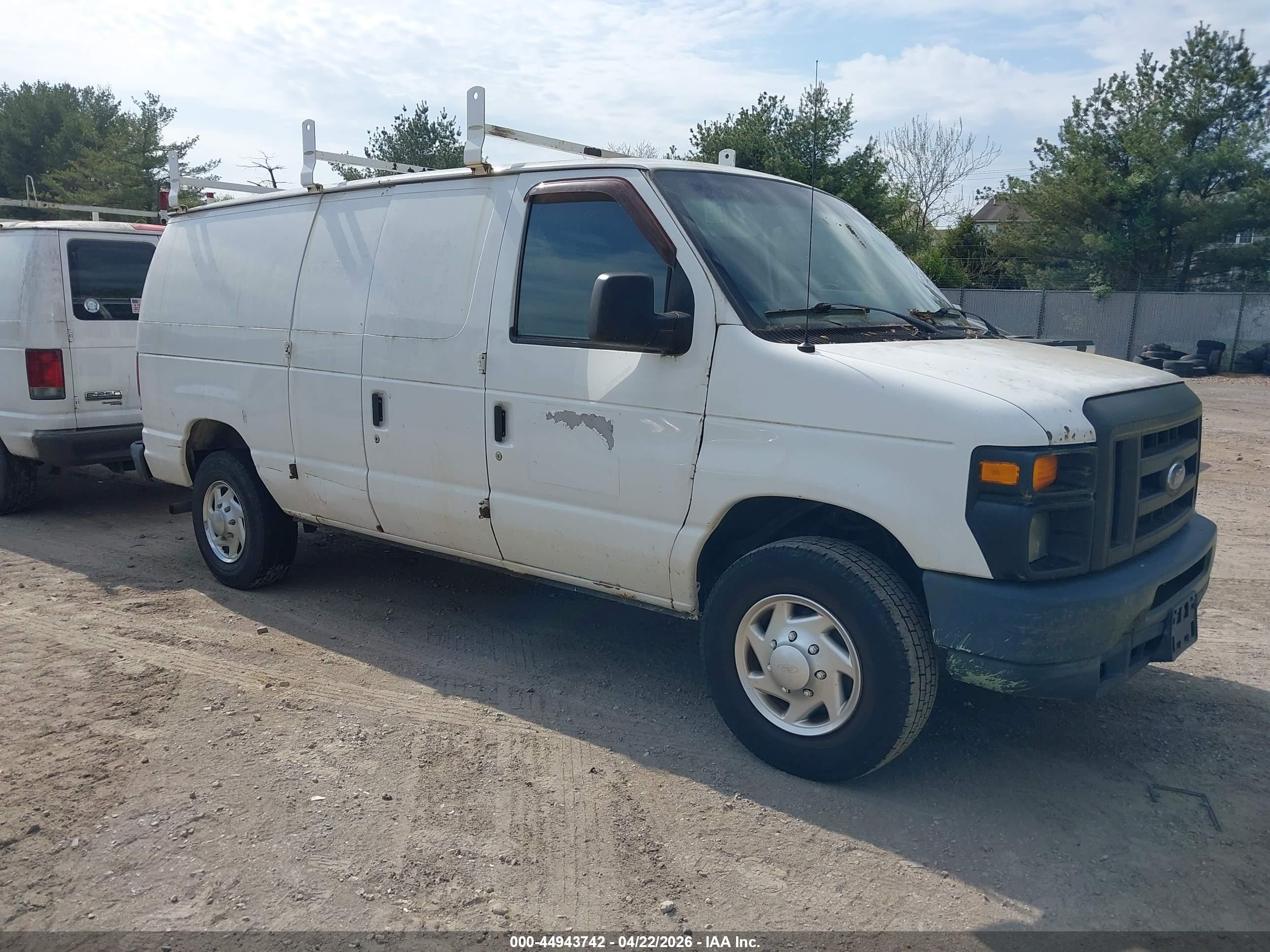 2011 Ford E-250 Commercial White vin: 1FTNE2EW6BDB32708