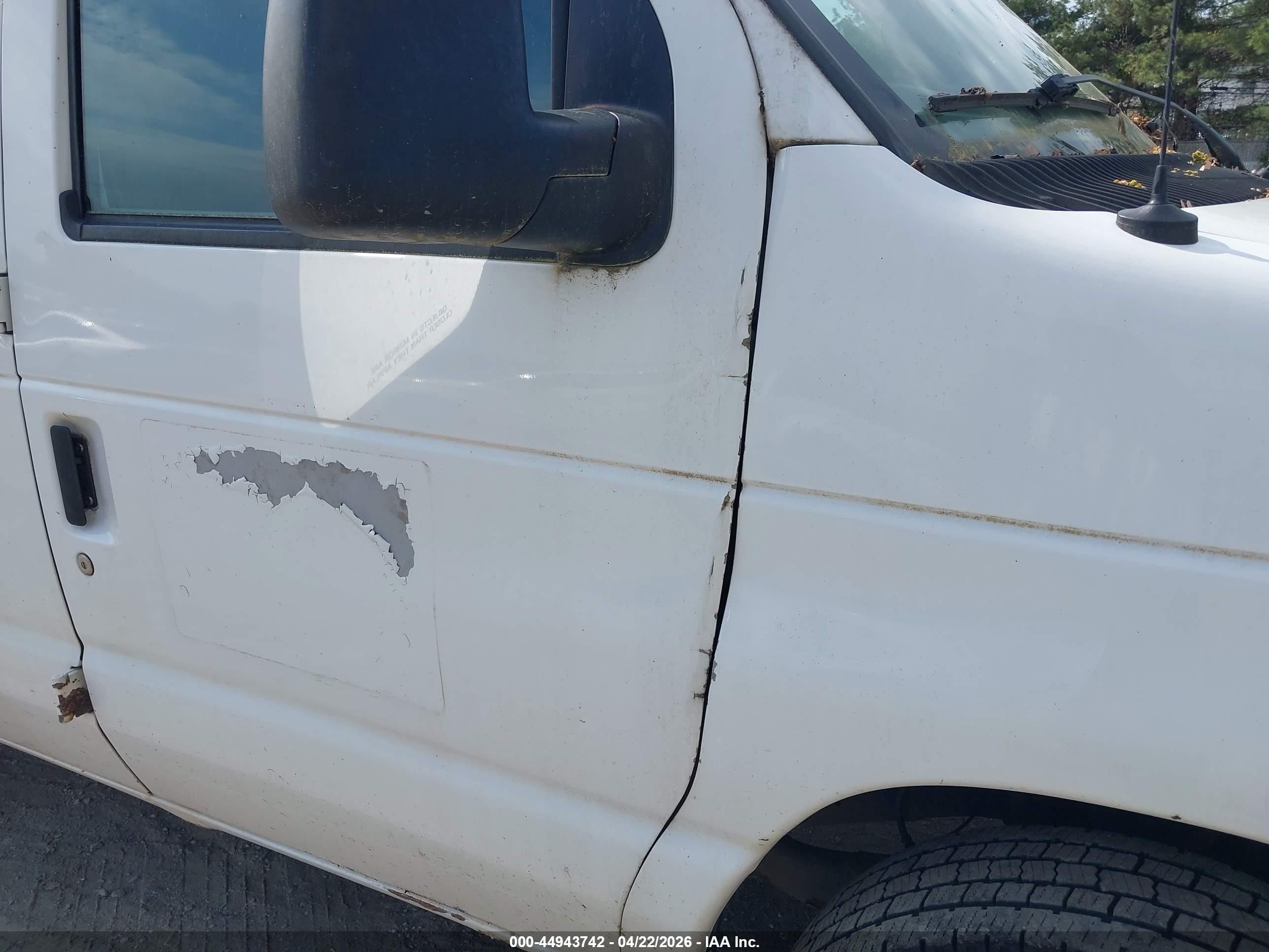 2011 Ford E-250 Commercial White vin: 1FTNE2EW6BDB32708