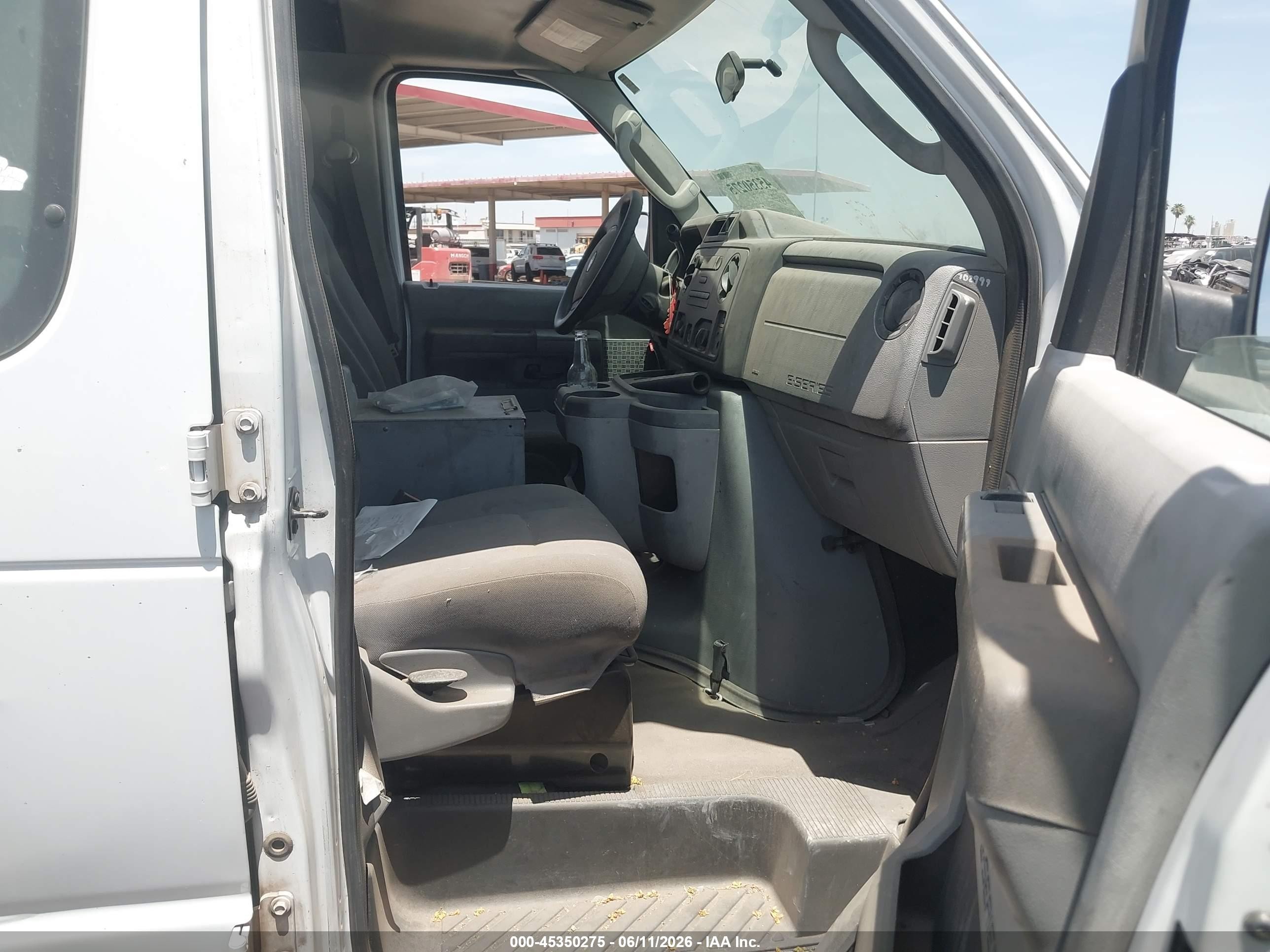 2012 Ford E-250 Commercial White vin: 1FTNE2EW6CDB03078