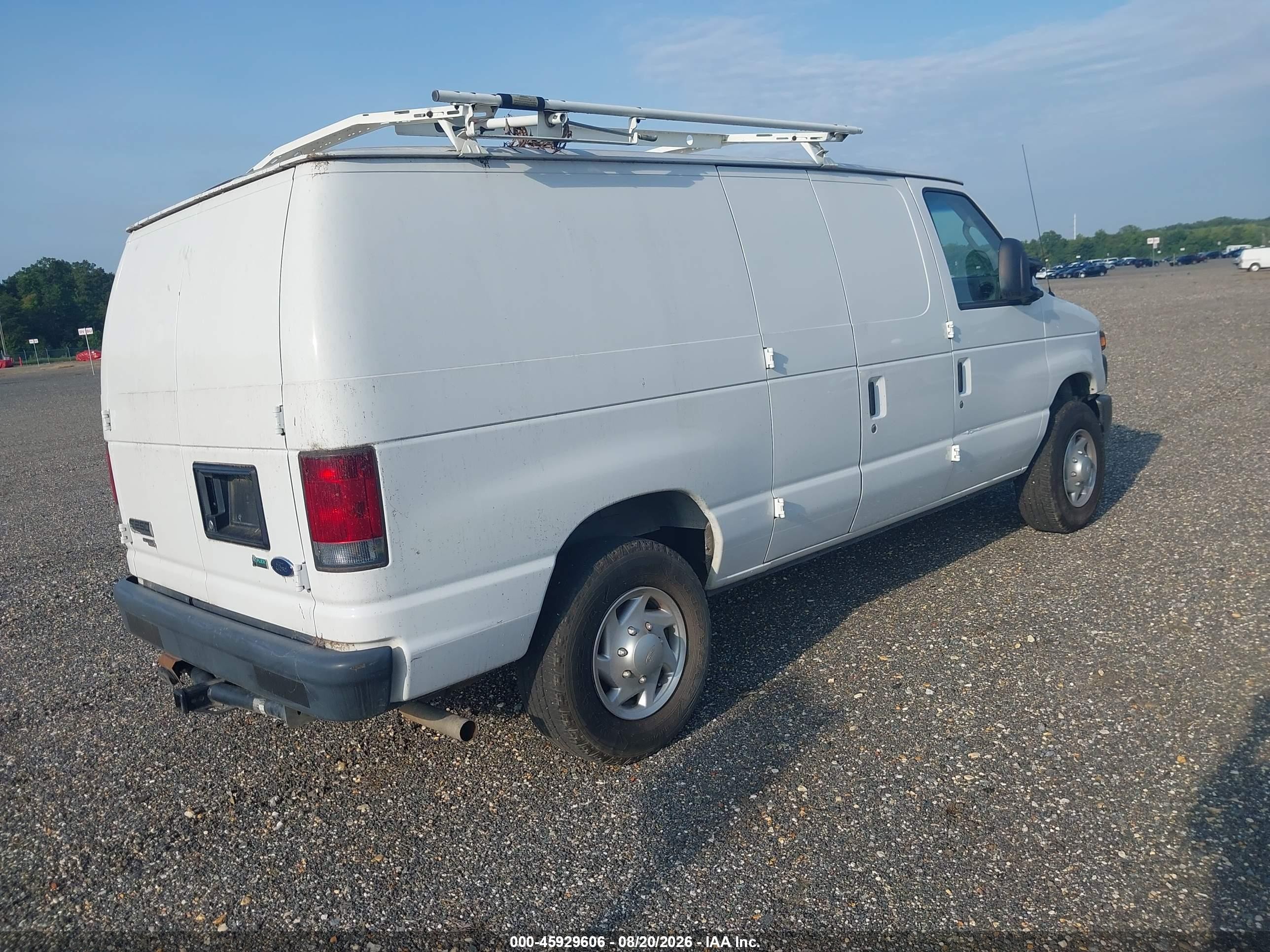 2013 Ford Econoline E250 Van White vin: 1FTNE2EW6DDA07596