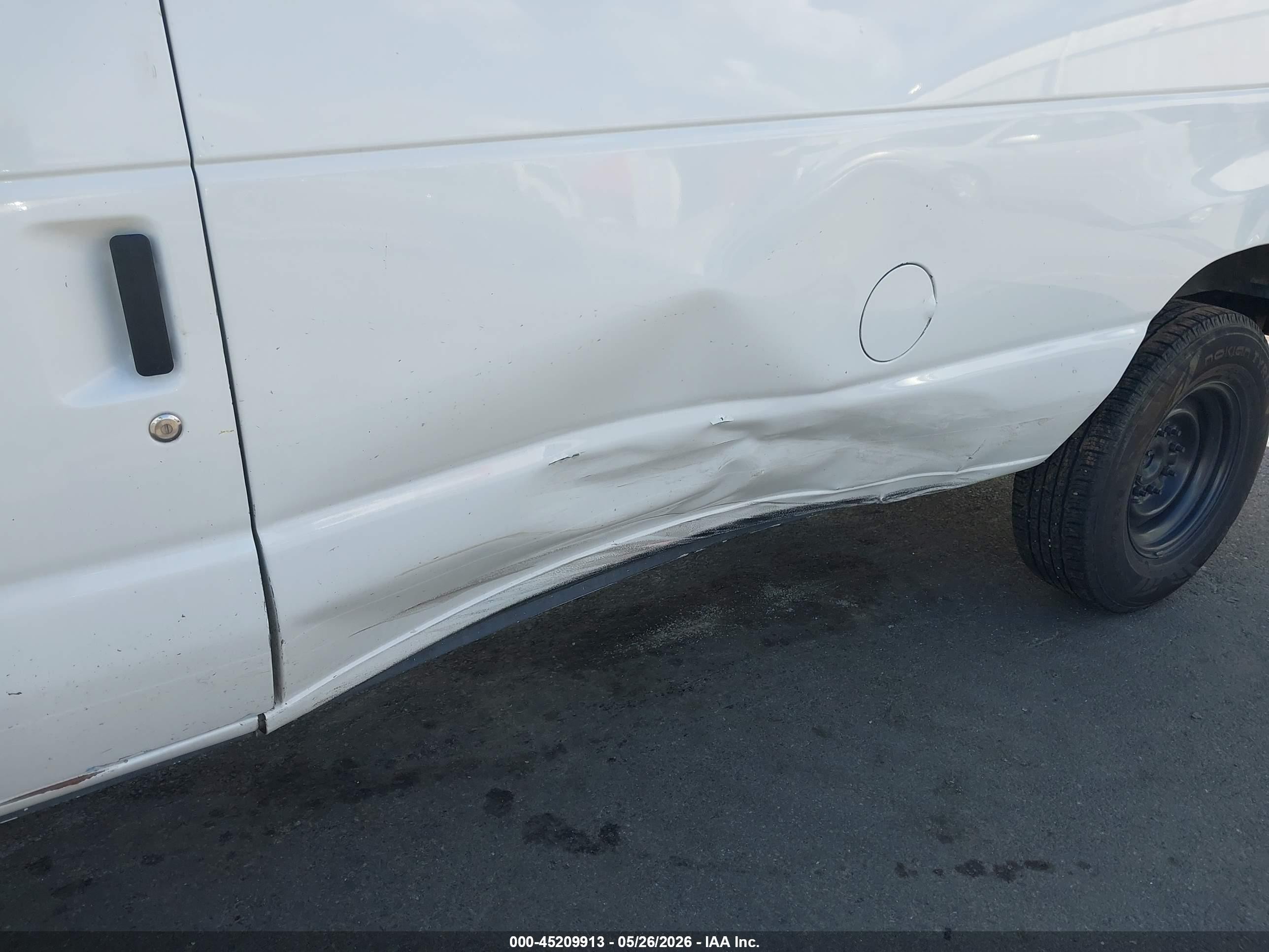 2013 Ford E-250 Commercial White vin: 1FTNE2EW6DDA47306
