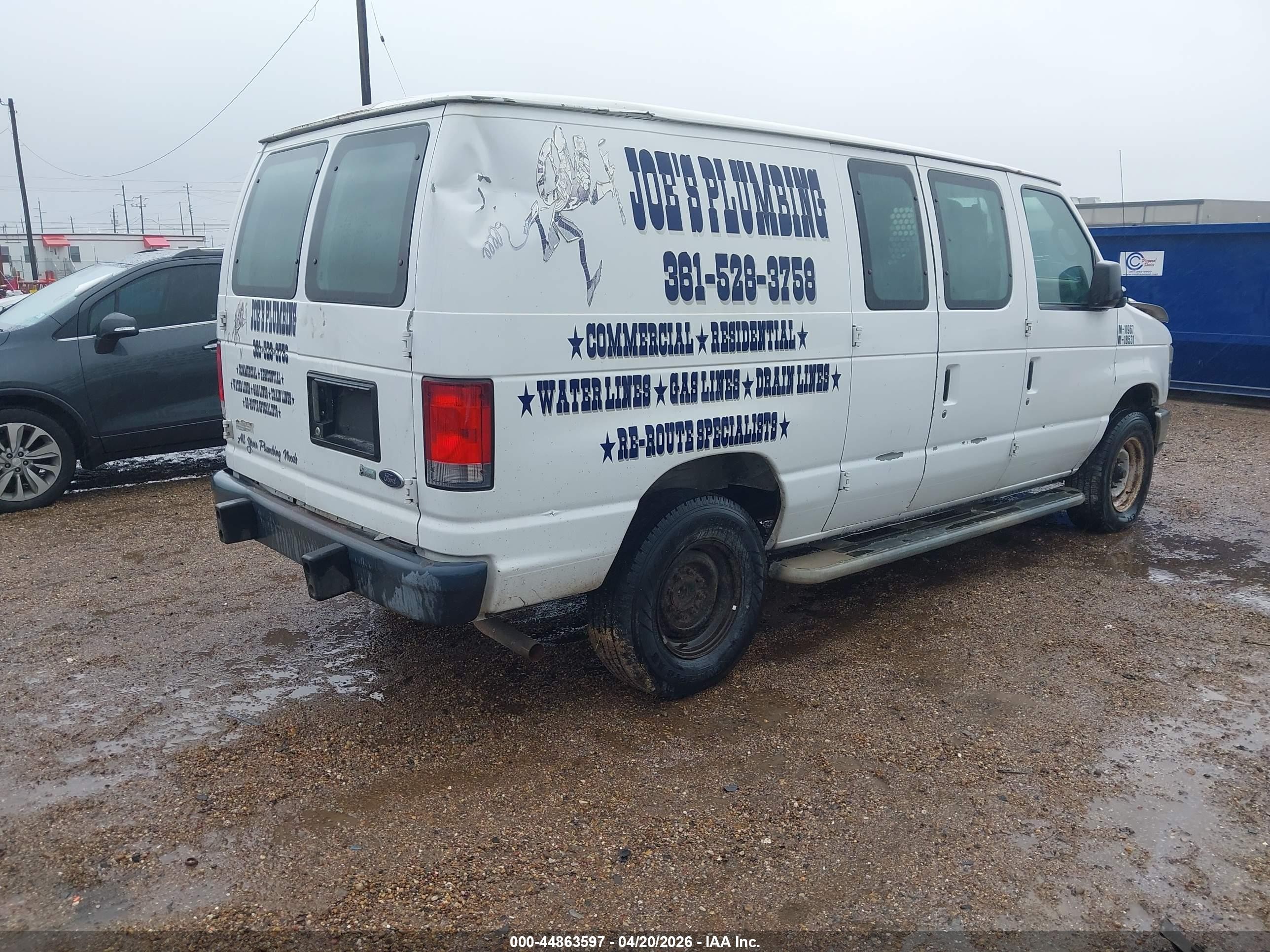 2013 Ford E-250 Commercial White vin: 1FTNE2EW6DDB16690