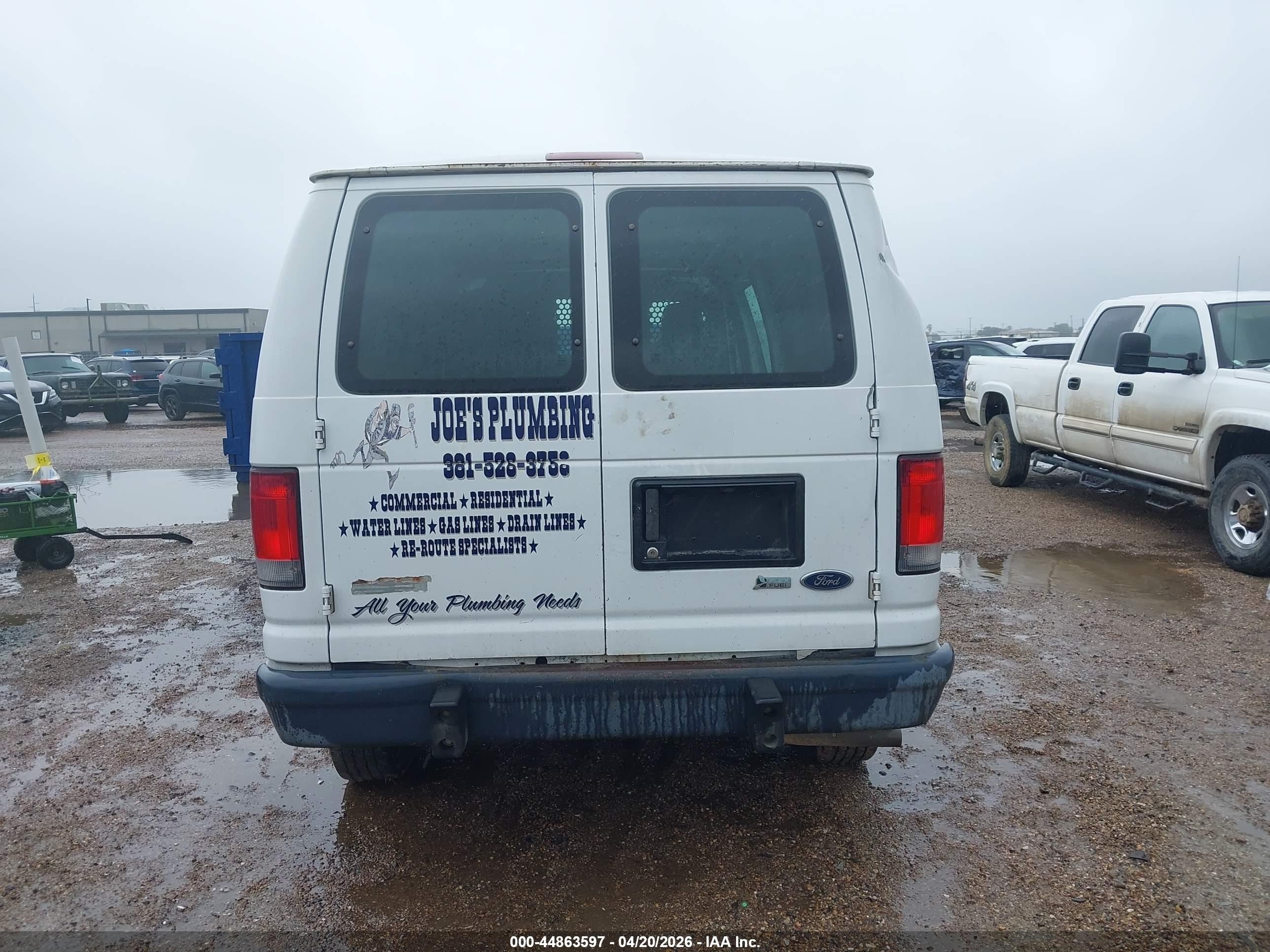 2013 Ford E-250 Commercial White vin: 1FTNE2EW6DDB16690
