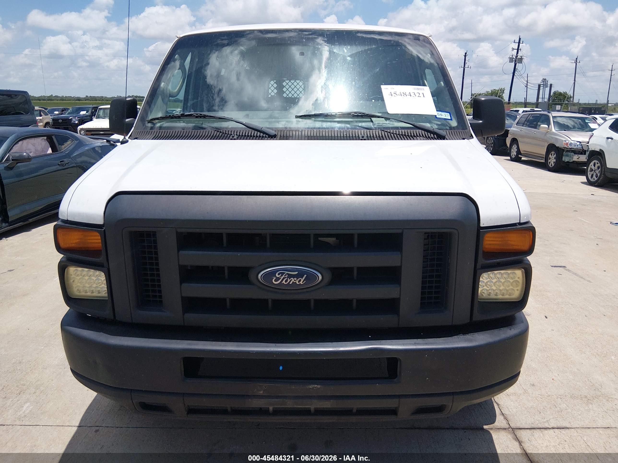 2014 Ford E-250 Commercial Белый vin: 1FTNE2EW6EDA22620