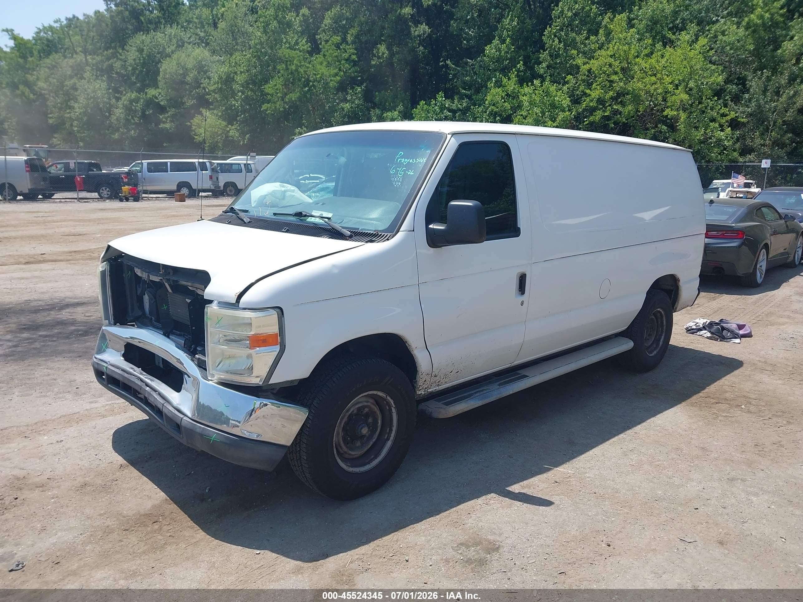 2011 Ford E-250 Commercial/recreational White vin: 1FTNE2EW7BDA92543