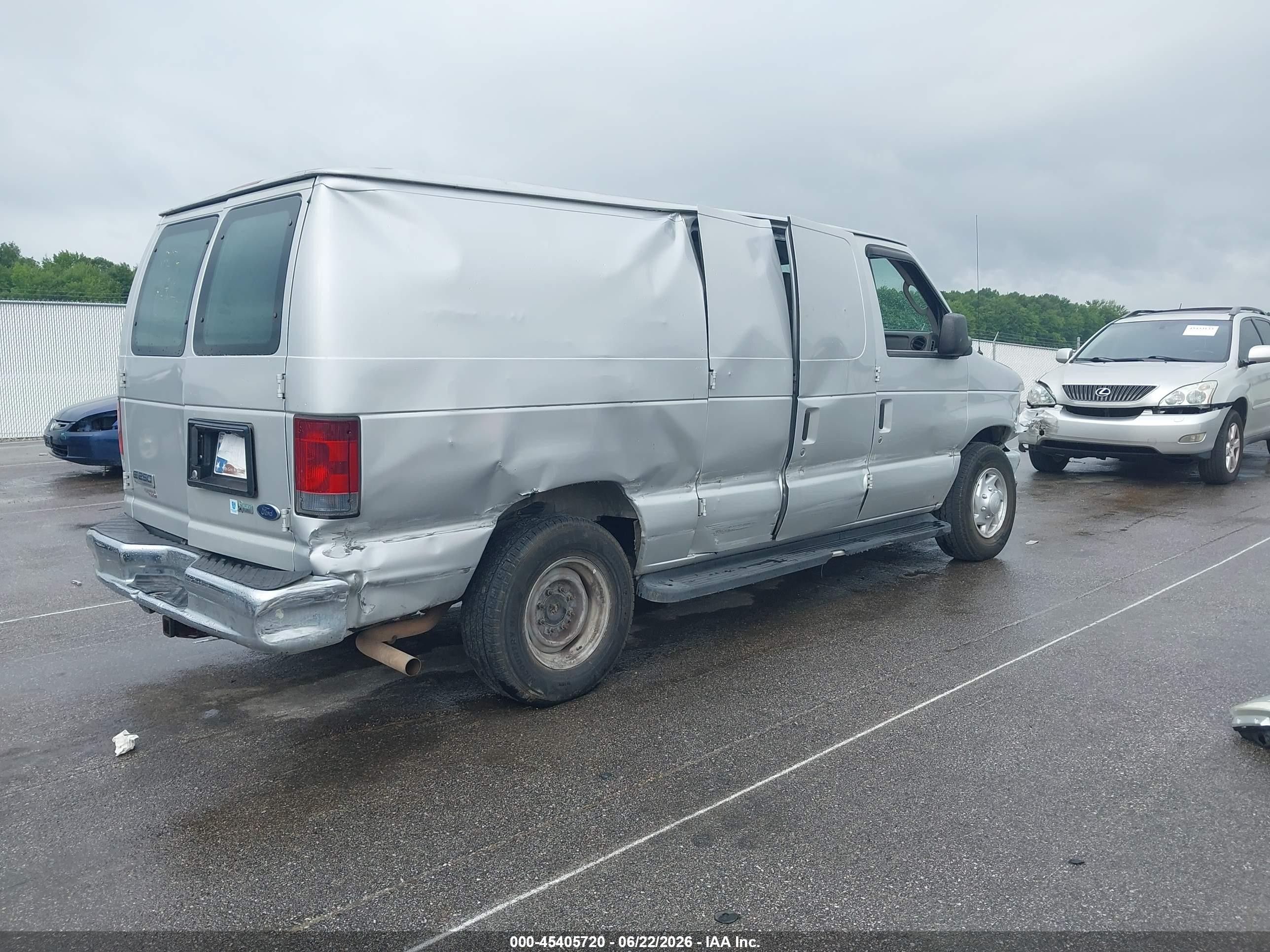 2012 Ford E-250 Commercial/recreational Silver vin: 1FTNE2EW7CDB12520