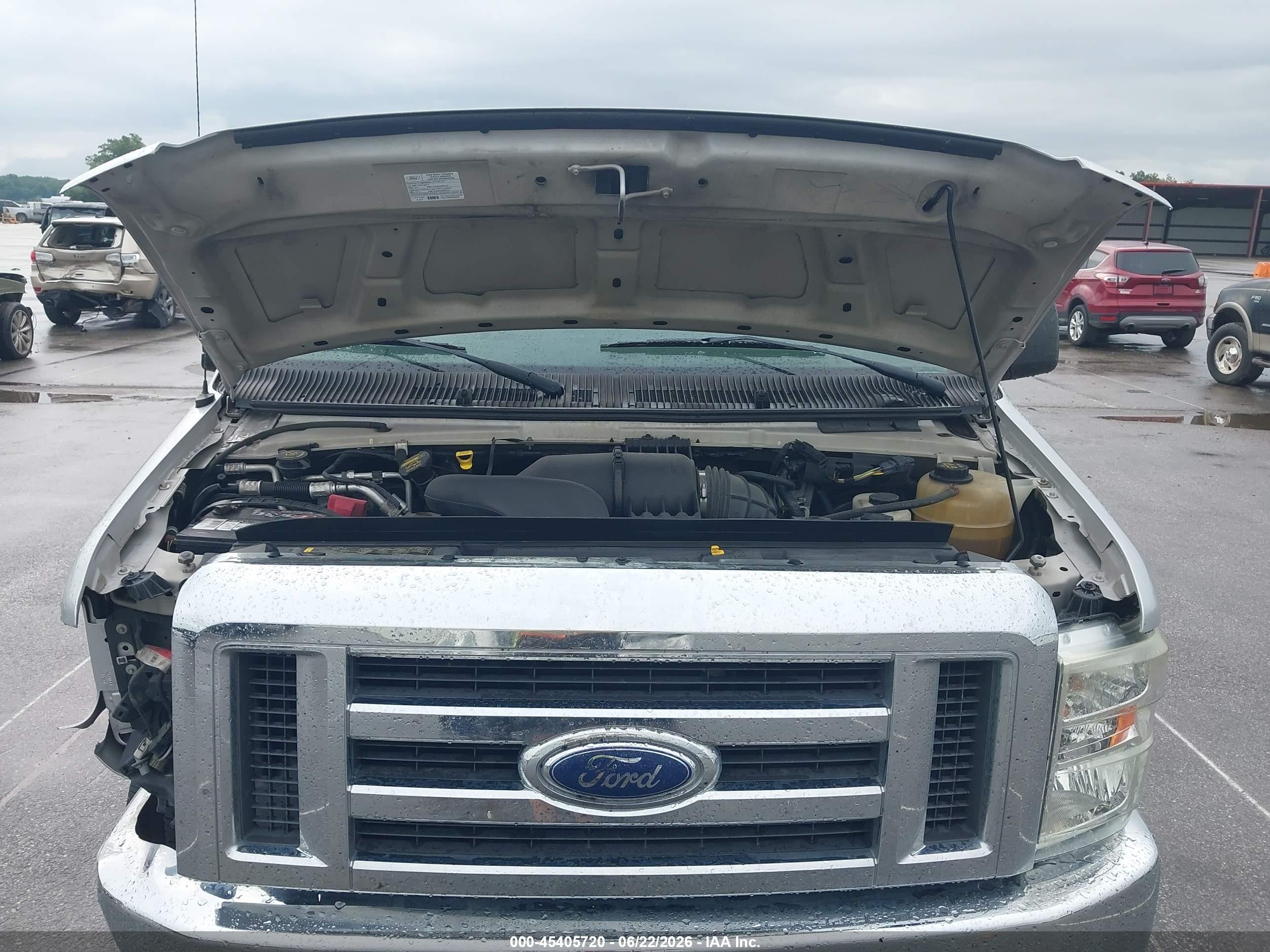 2012 Ford E-250 Commercial/recreational Silver vin: 1FTNE2EW7CDB12520
