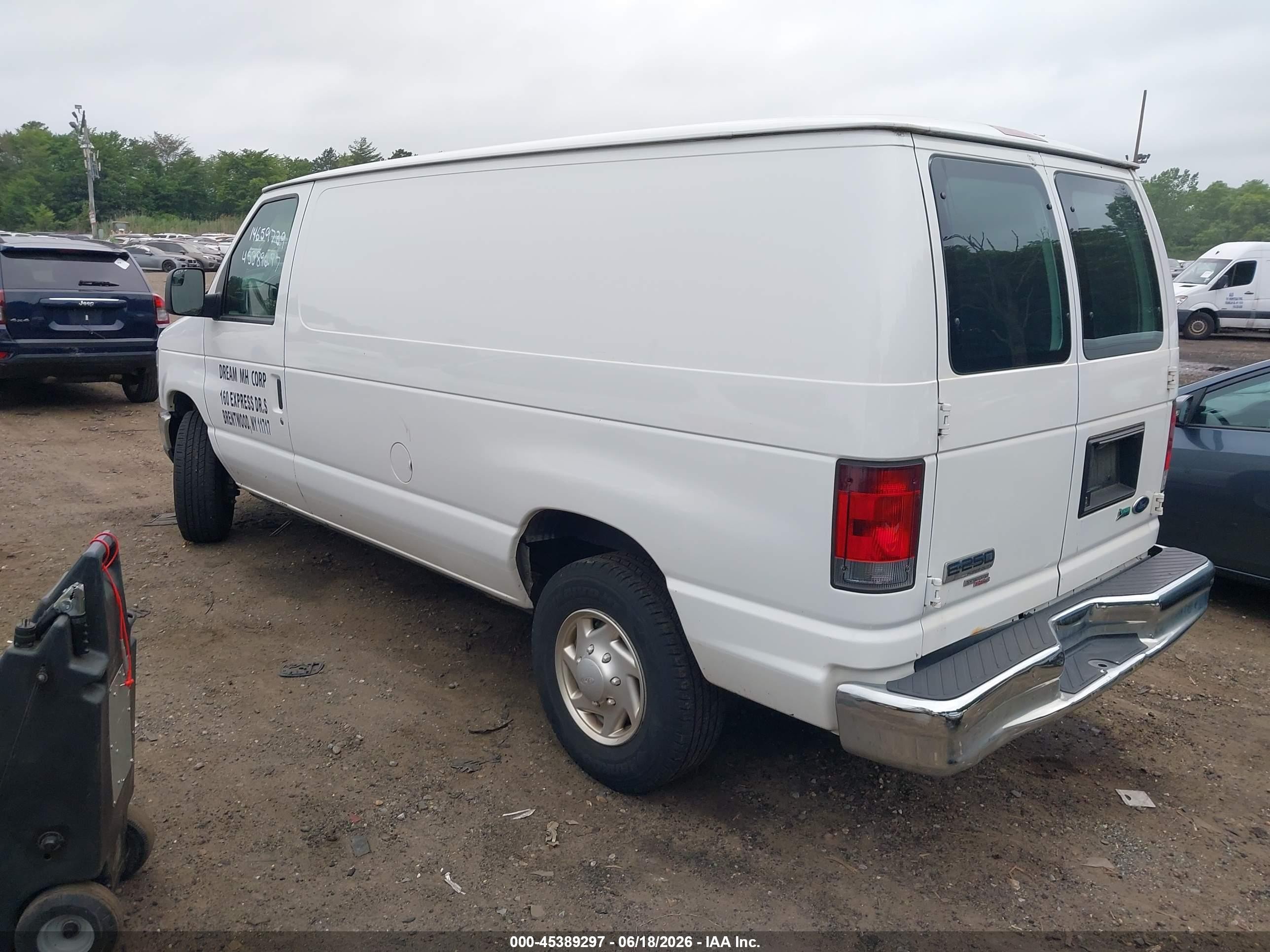 2013 Ford E-250 Commercial White vin: 1FTNE2EW7DDA51641