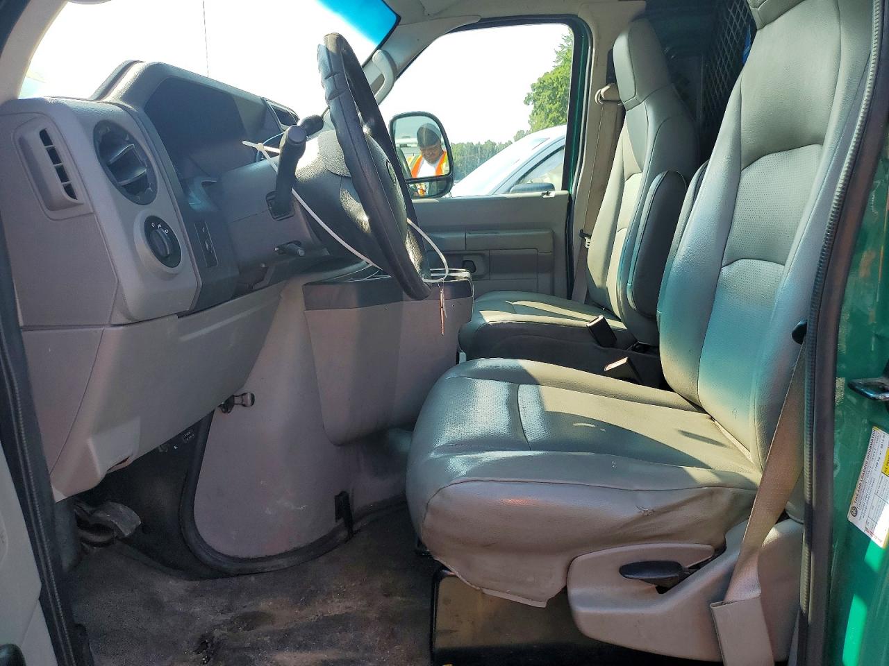 2013 Ford Econoline E250 Van Green vin: 1FTNE2EW8DDA47842