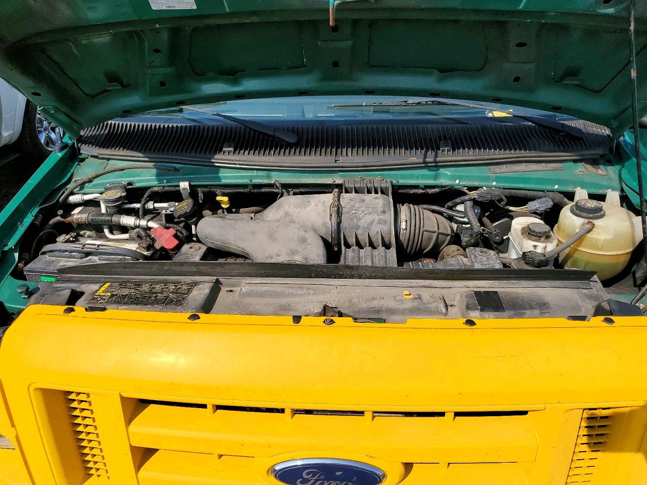 2013 Ford Econoline E250 Van Green vin: 1FTNE2EW8DDA47842