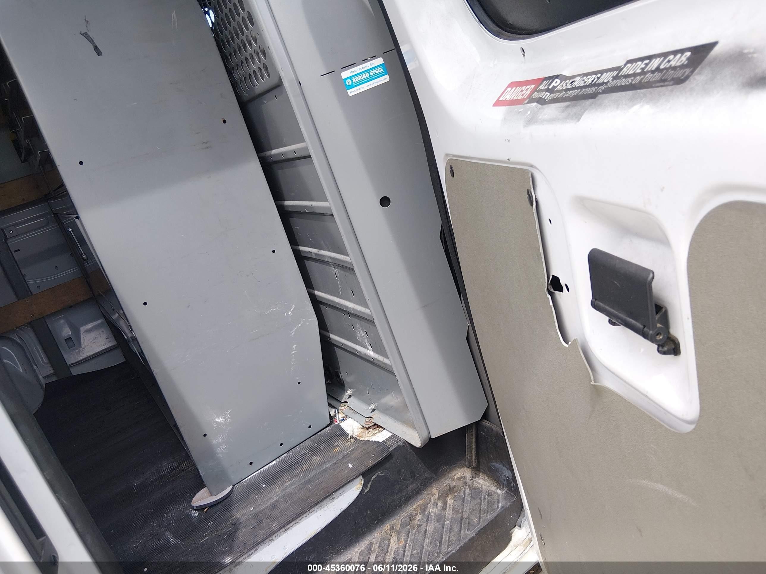 2013 Ford E-250 Commercial White vin: 1FTNE2EW8DDB06890
