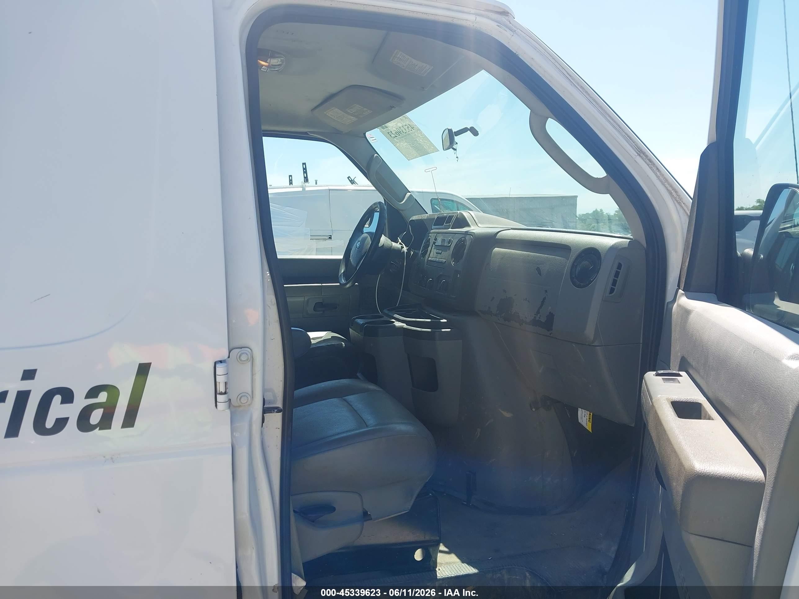 2014 Ford E-250 Commercial White vin: 1FTNE2EW8EDA99571
