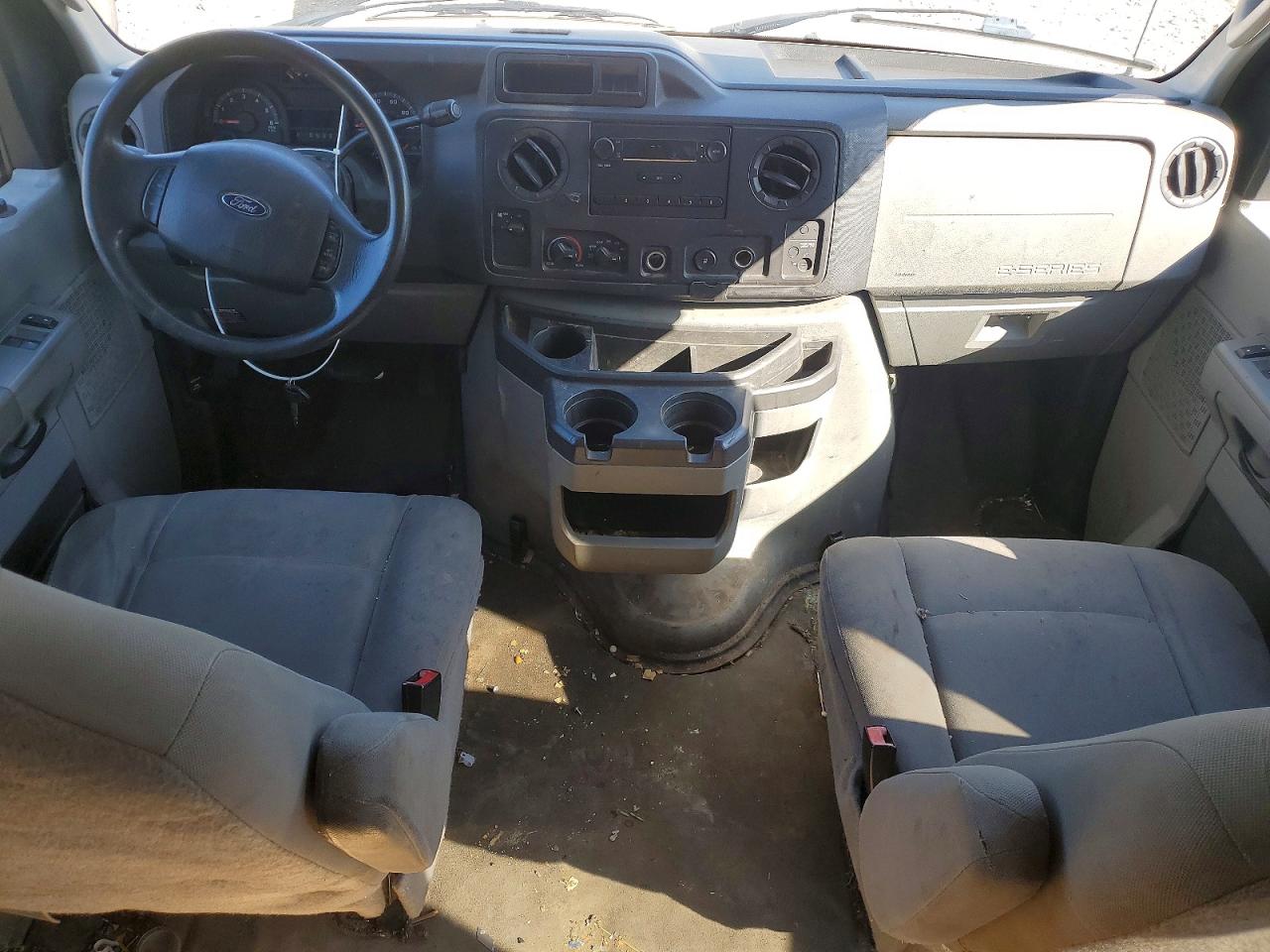 2011 Ford Econoline E250 Van White vin: 1FTNE2EW9BDA41738