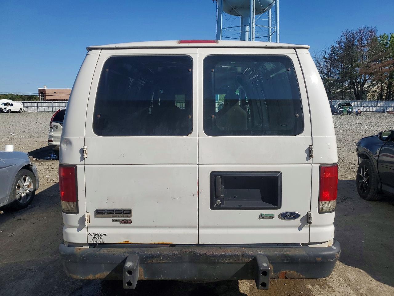 2011 Ford Econoline E250 Van White vin: 1FTNE2EW9BDA41738