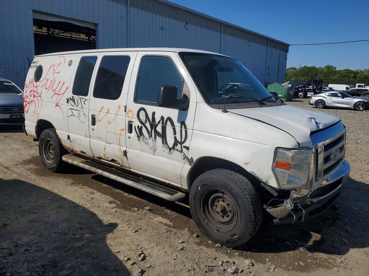 2011 Ford Econoline E250 Van White vin: 1FTNE2EW9BDA41738