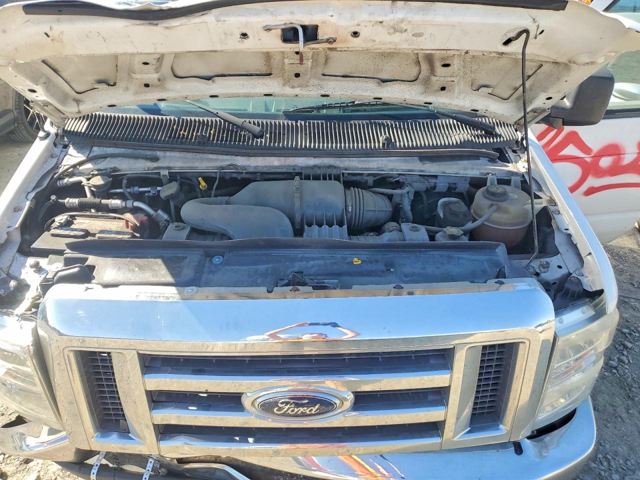 2011 Ford Econoline E250 Van White vin: 1FTNE2EW9BDA41738