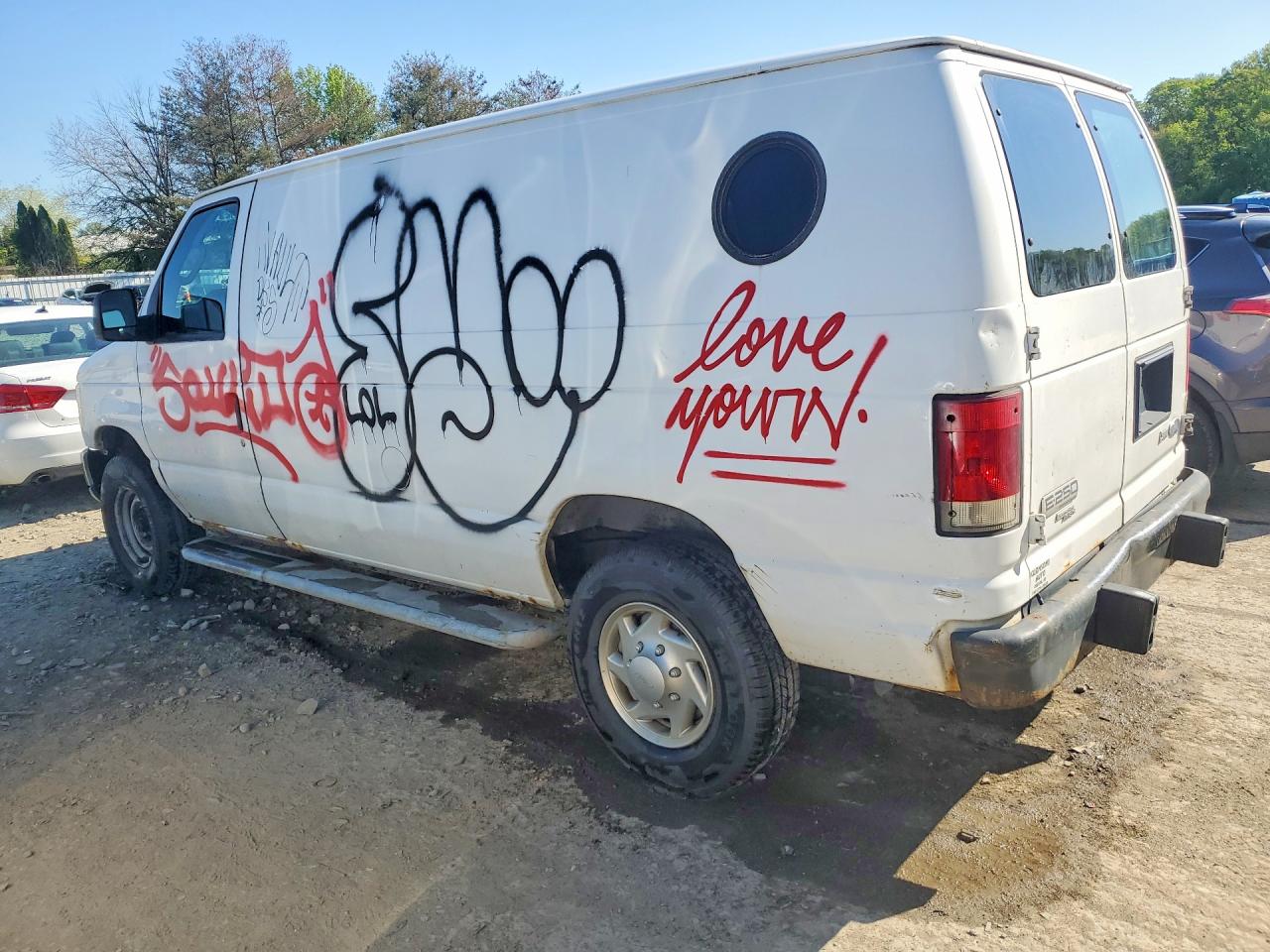 2011 Ford Econoline E250 Van White vin: 1FTNE2EW9BDA41738