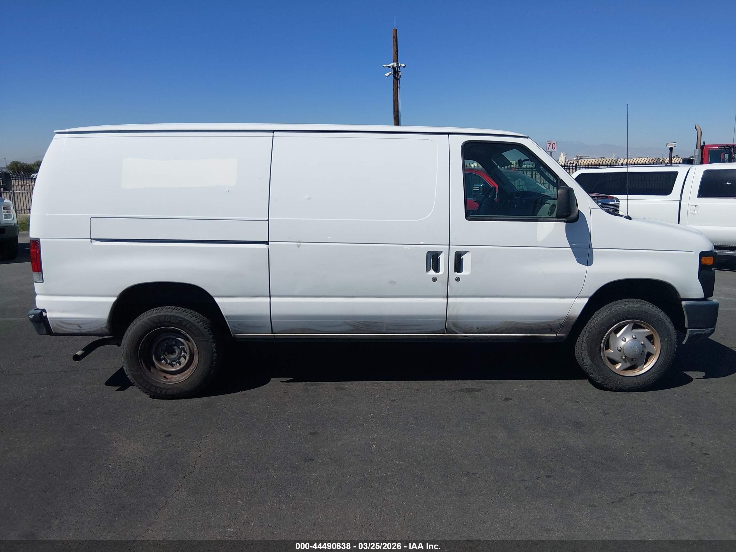 2012 Ford E-250 Commercial White vin: 1FTNE2EW9CDA98071