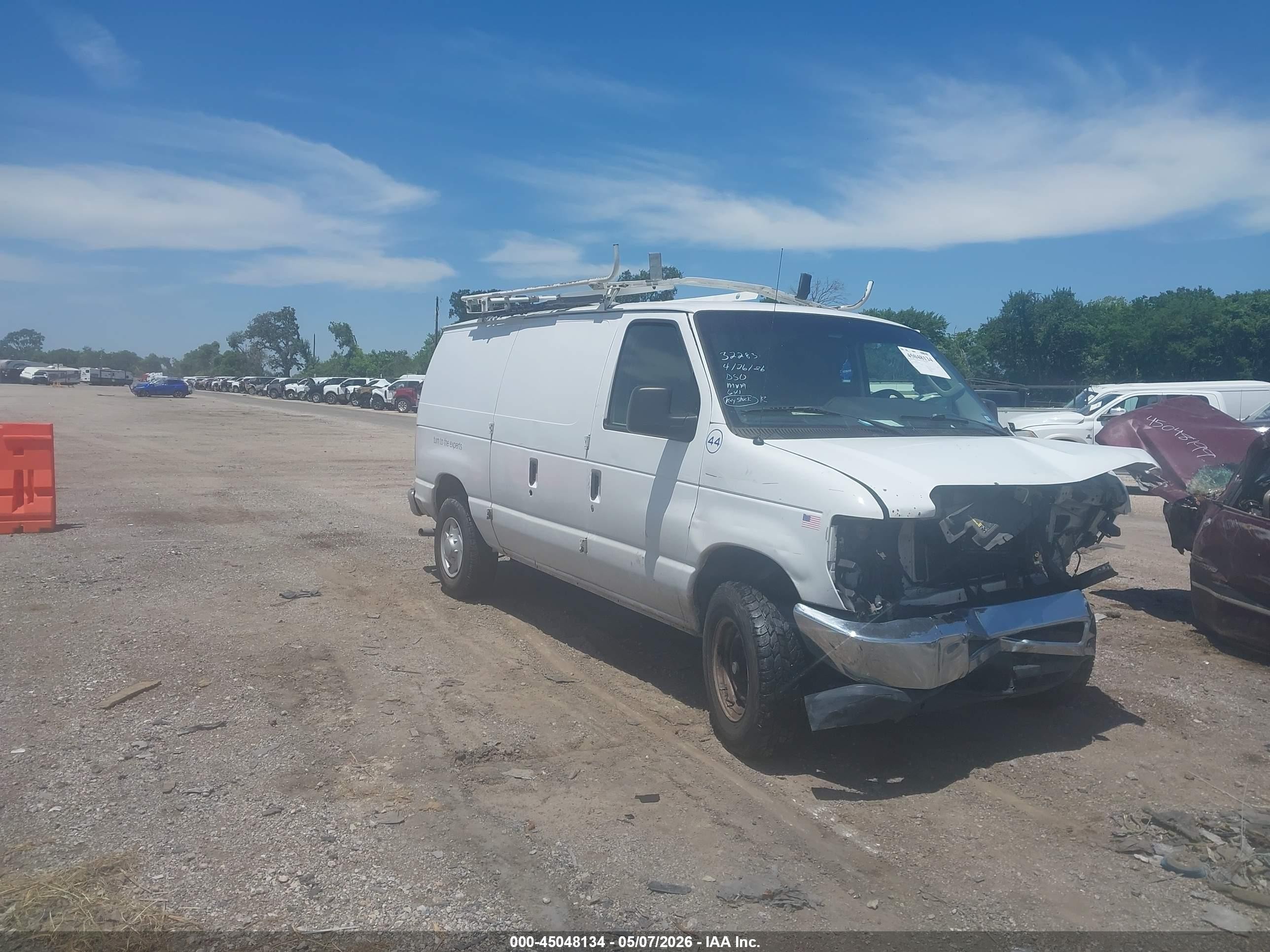 2013 Ford E-250 Commercial White vin: 1FTNE2EW9DDA25946