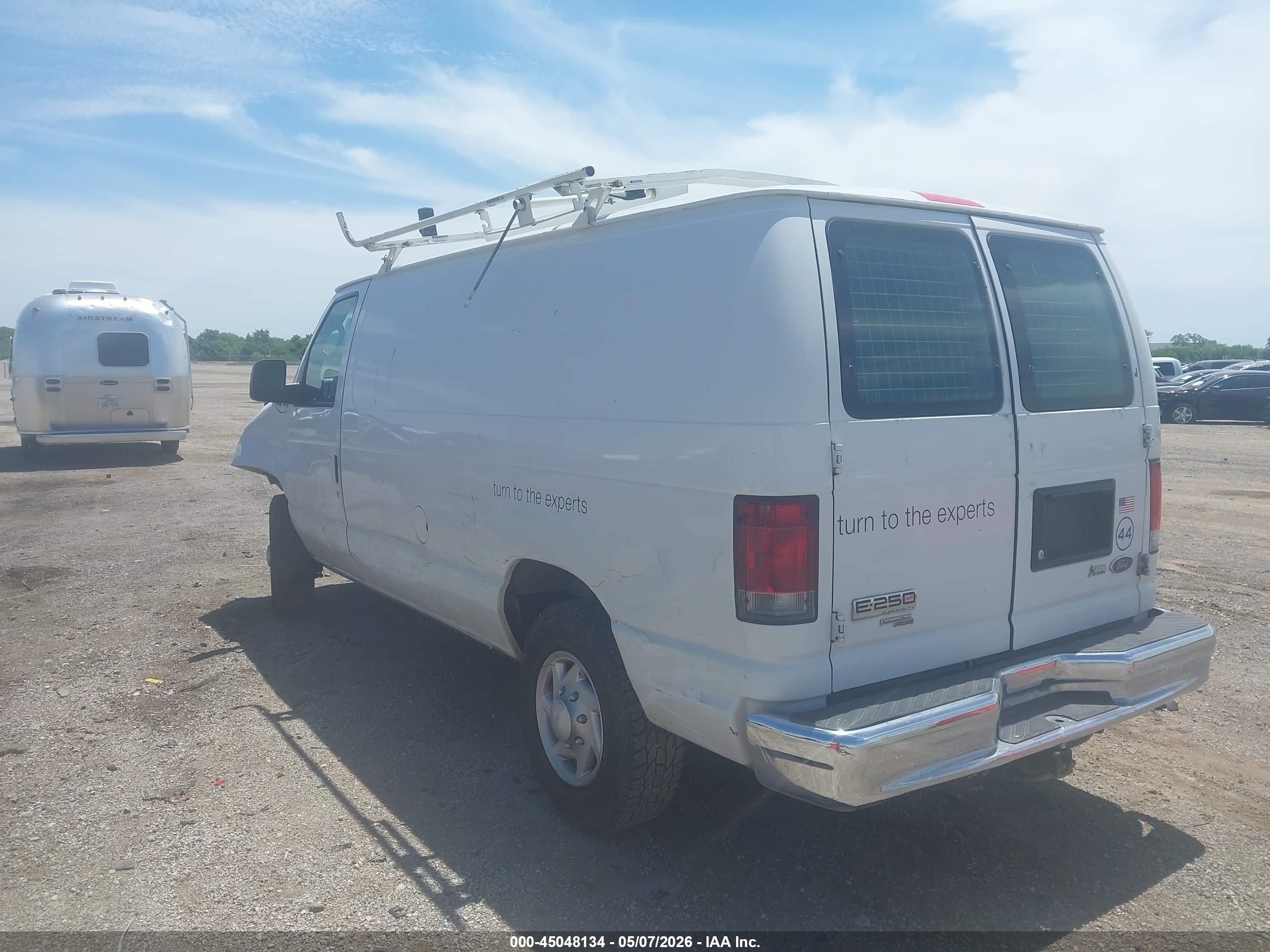 2013 Ford E-250 Commercial White vin: 1FTNE2EW9DDA25946