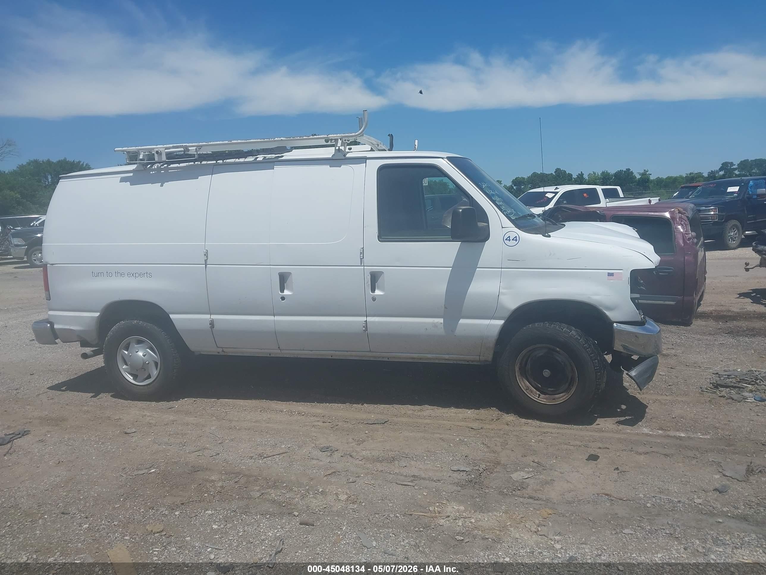2013 Ford E-250 Commercial White vin: 1FTNE2EW9DDA25946