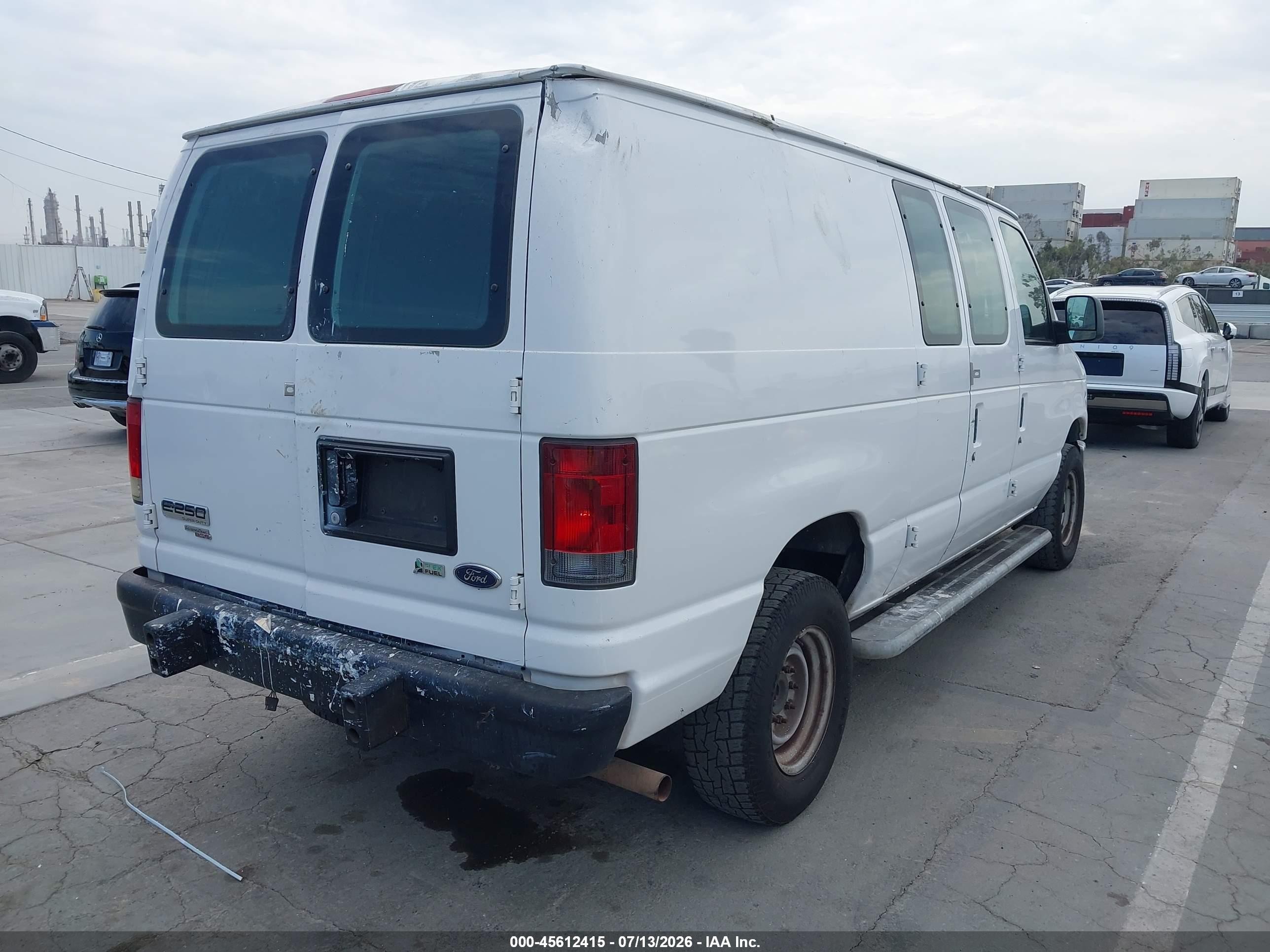 2013 Ford E-250 Commercial White vin: 1FTNE2EW9DDA70322