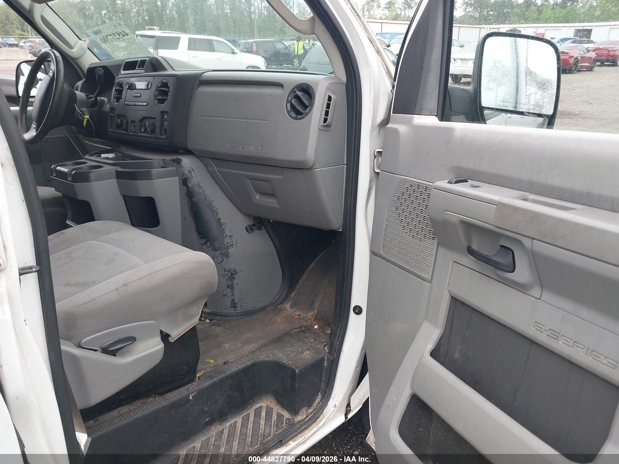 2014 Ford E-250 Commercial White vin: 1FTNE2EW9EDA42666