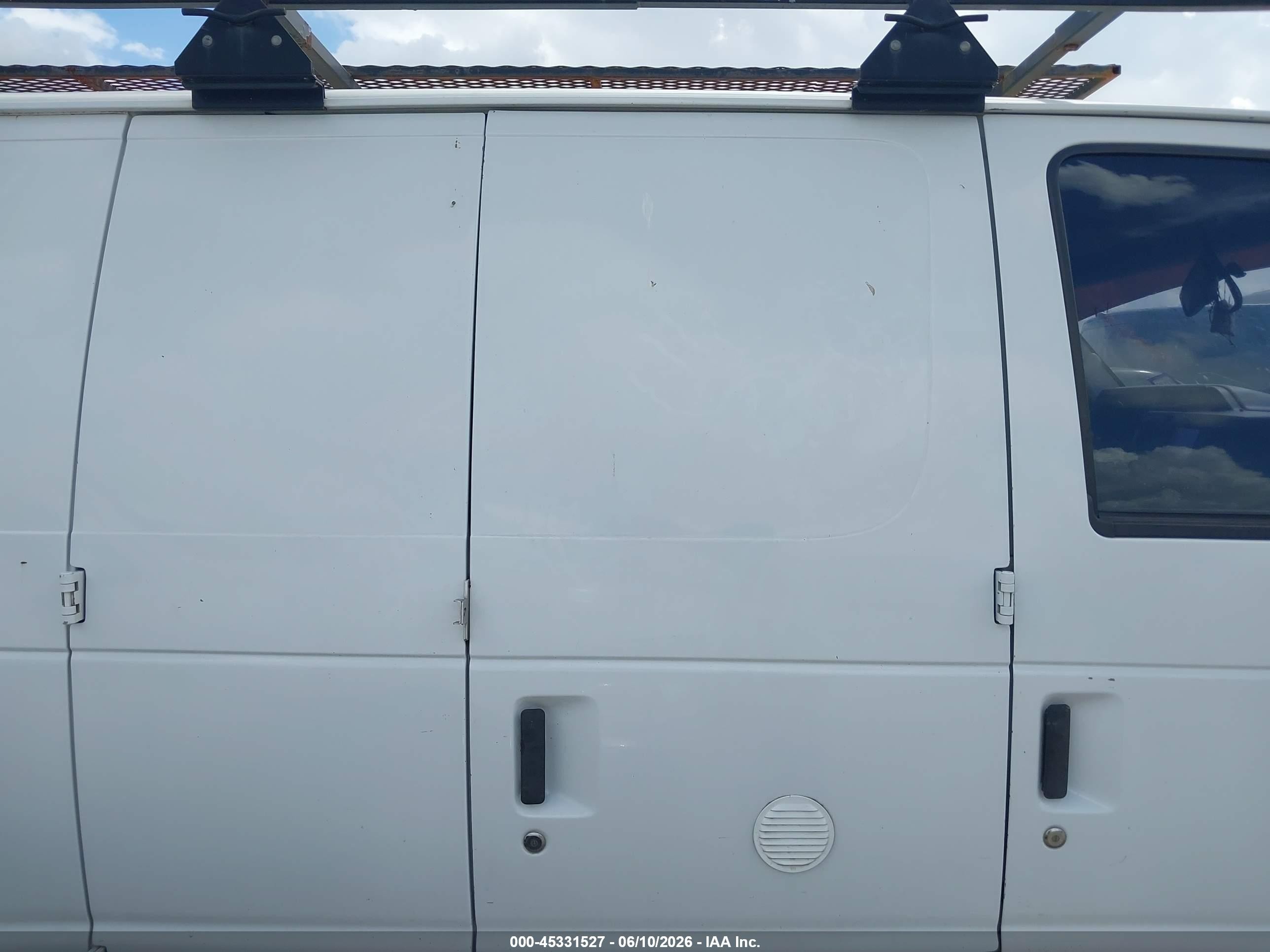 2014 Ford E-250 Commercial White vin: 1FTNE2EW9EDA97666