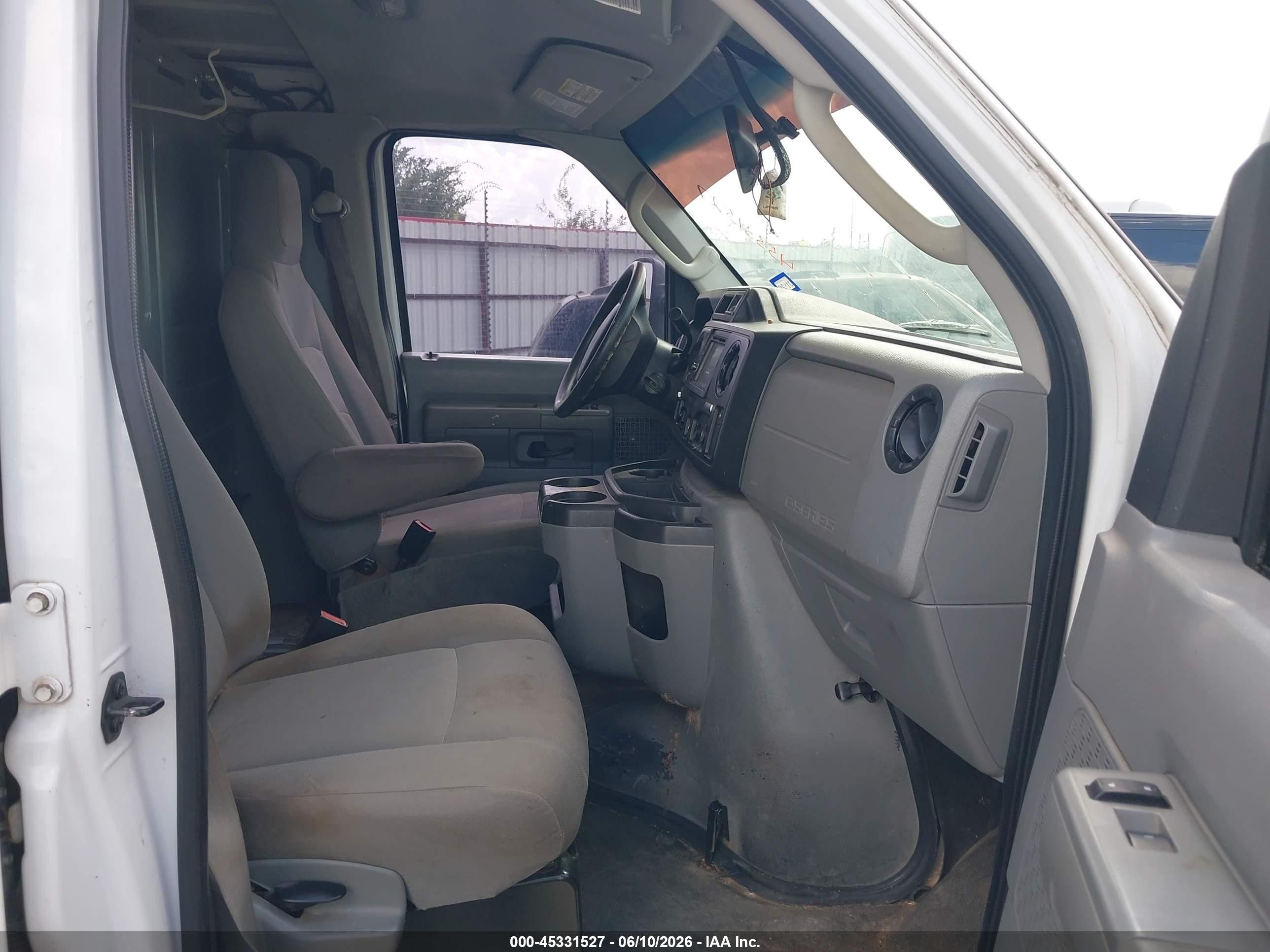 2014 Ford E-250 Commercial White vin: 1FTNE2EW9EDA97666