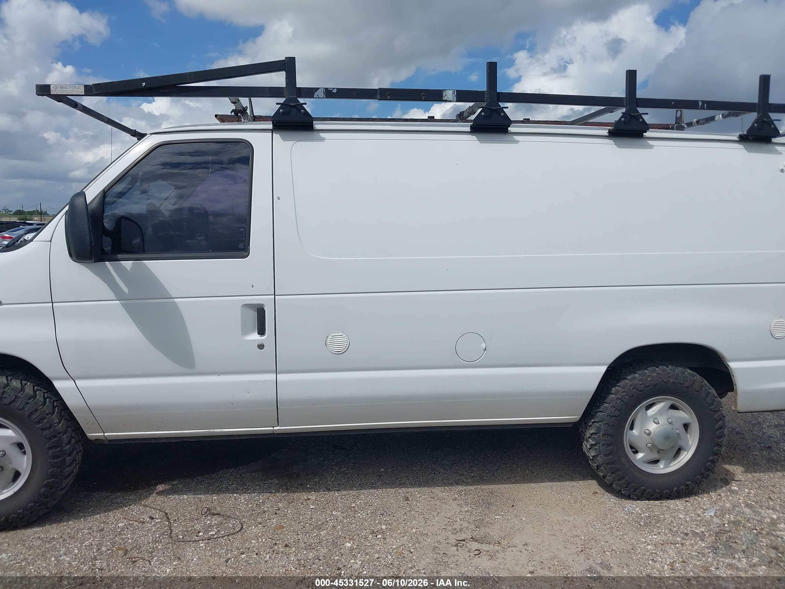 2014 Ford E-250 Commercial White vin: 1FTNE2EW9EDA97666