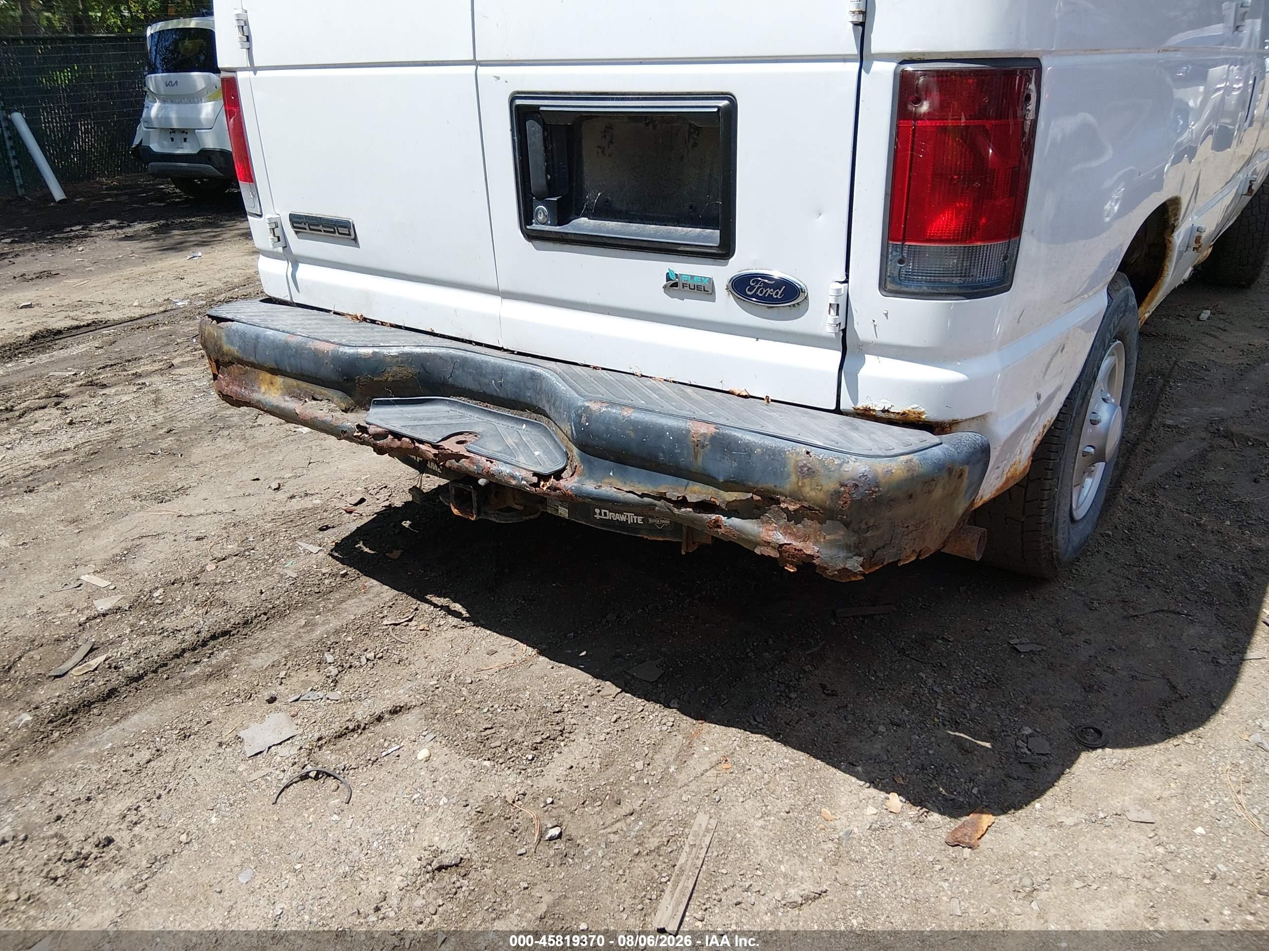 2010 Ford E-250 Commercial/recreational Белый vin: 1FTNE2EWXADA23781