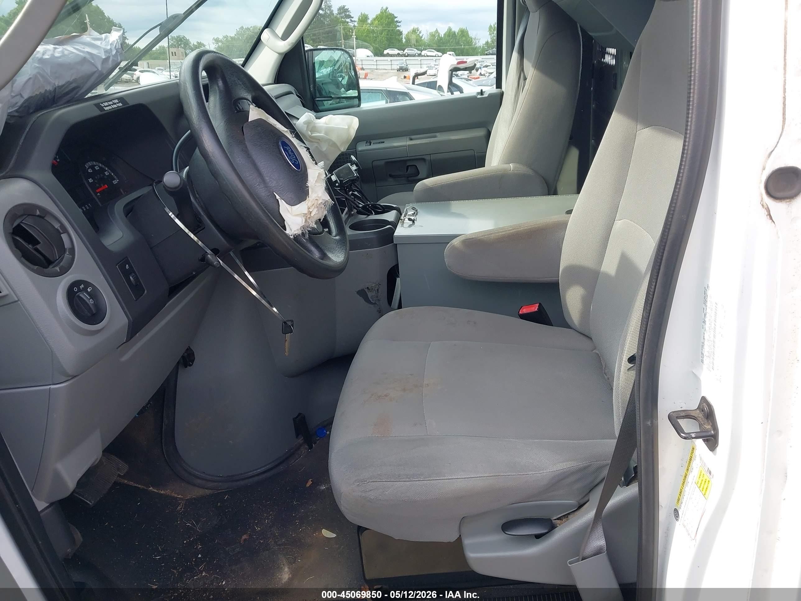 2011 Ford E-250 Commercial White vin: 1FTNE2EWXBDB15538