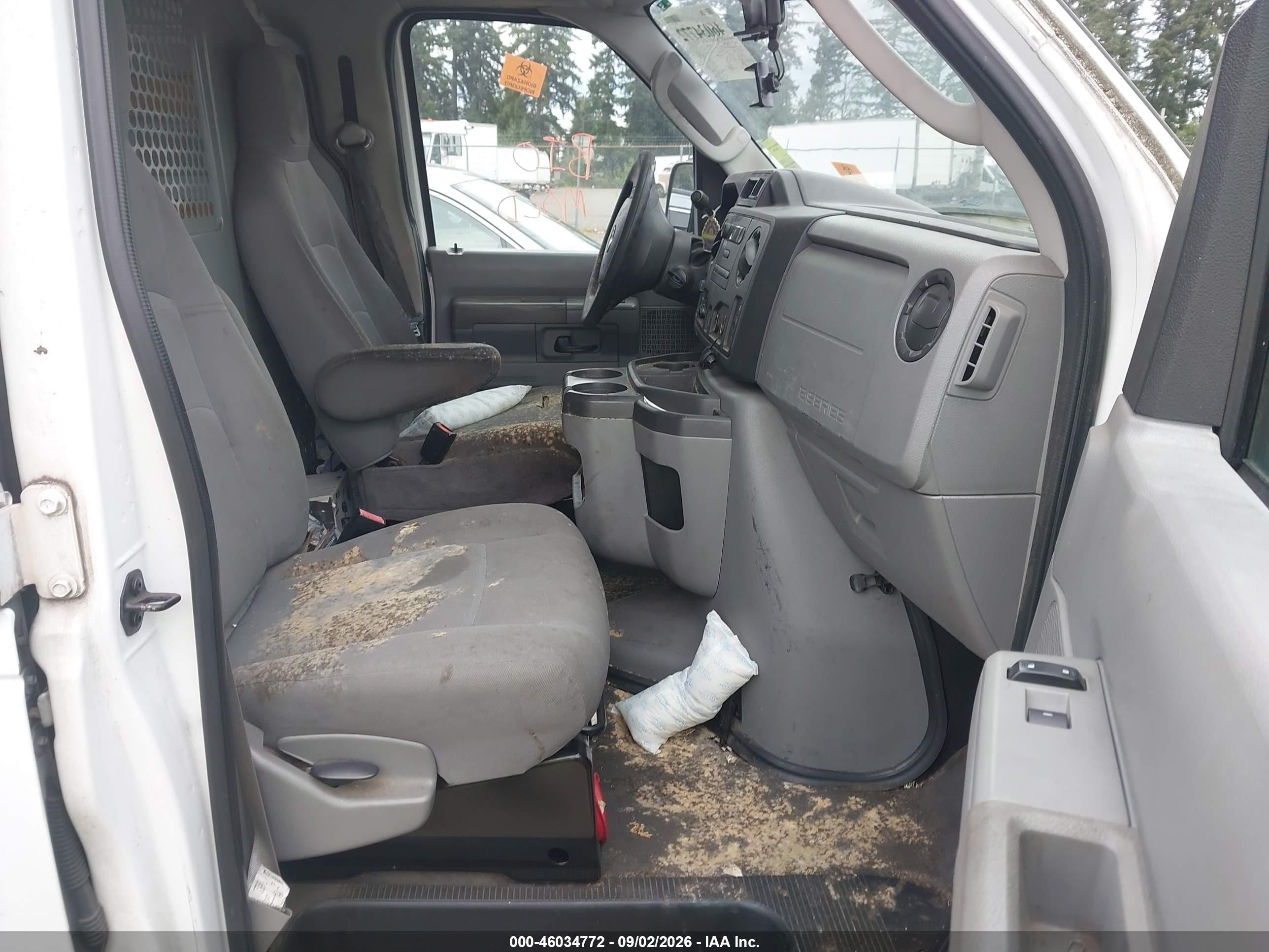 2012 Ford E-250 Commercial Белый vin: 1FTNE2EWXCDA51020