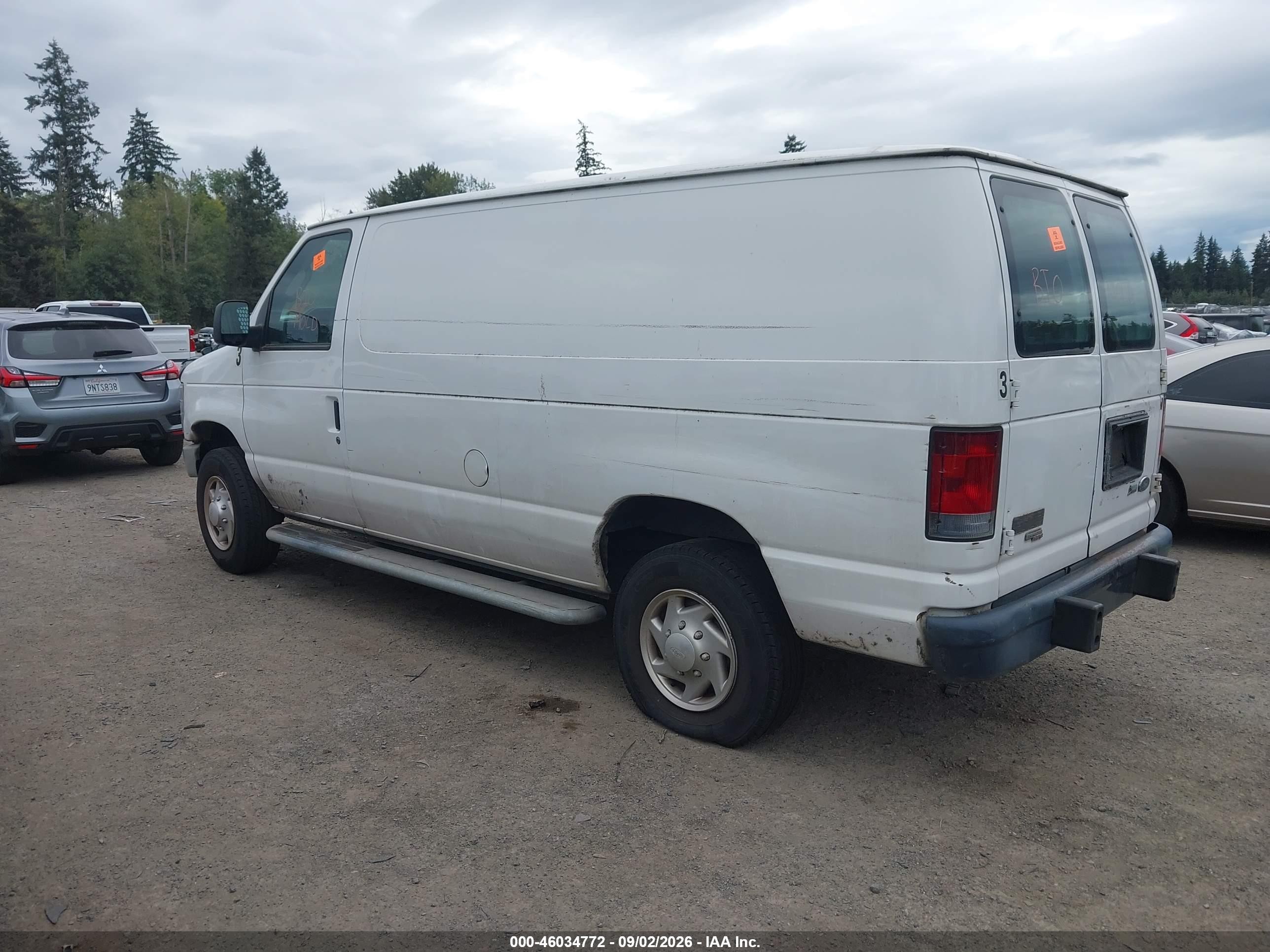 2012 Ford E-250 Commercial Белый vin: 1FTNE2EWXCDA51020