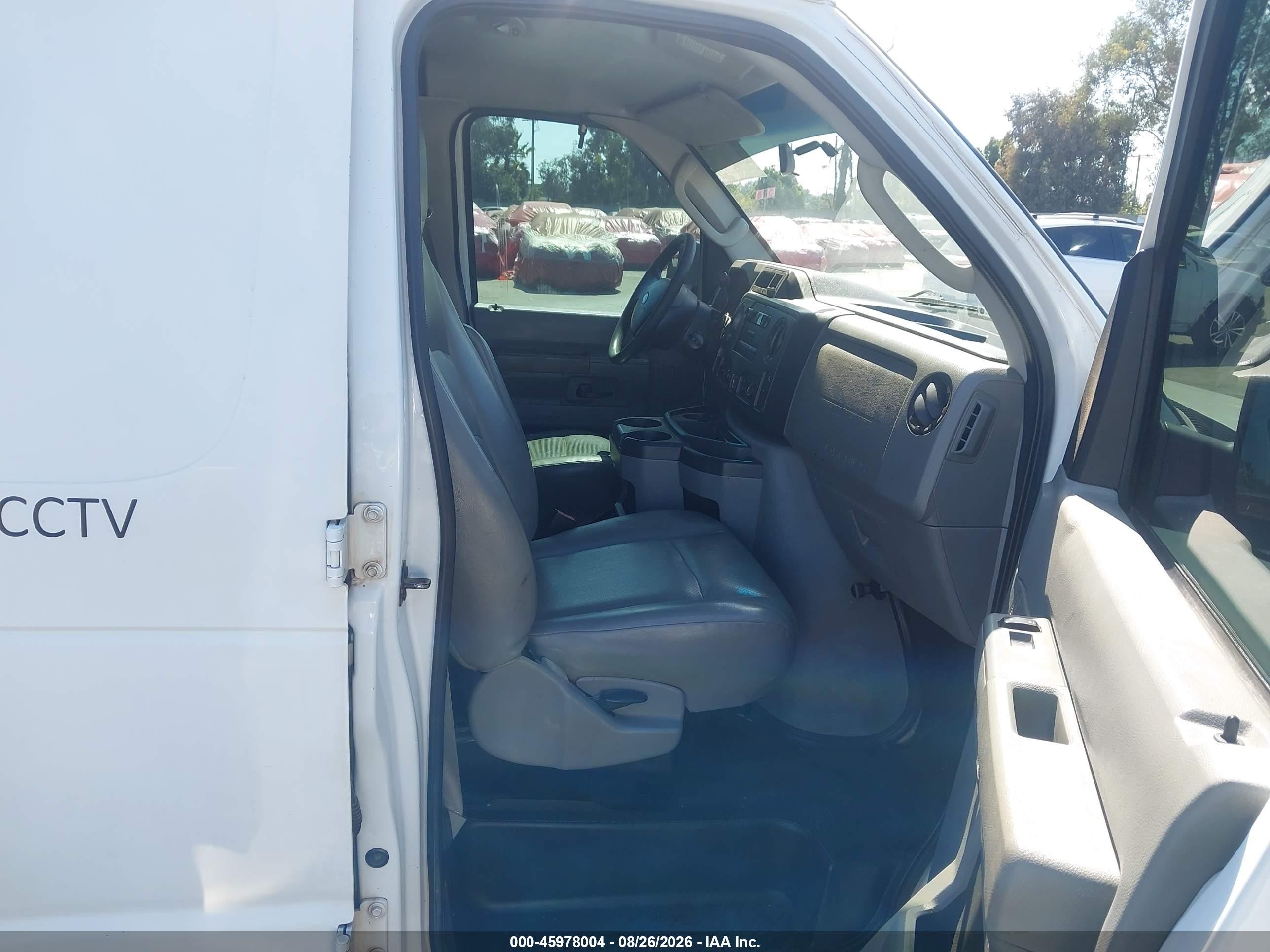 2012 Ford E-250 Commercial Белый vin: 1FTNE2EWXCDA75298
