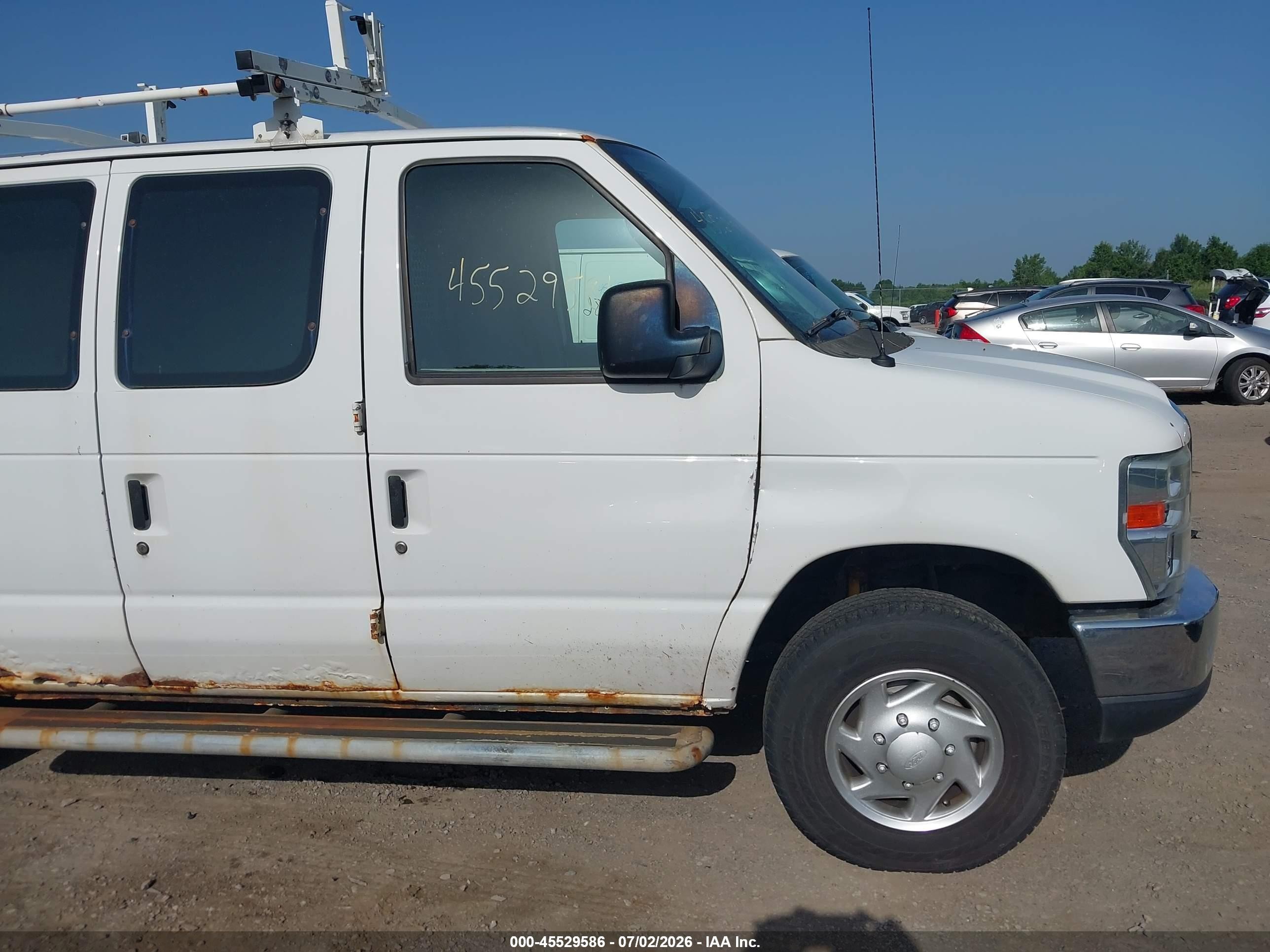 2013 Ford E-250 Commercial/recreational White vin: 1FTNE2EWXDDA45882