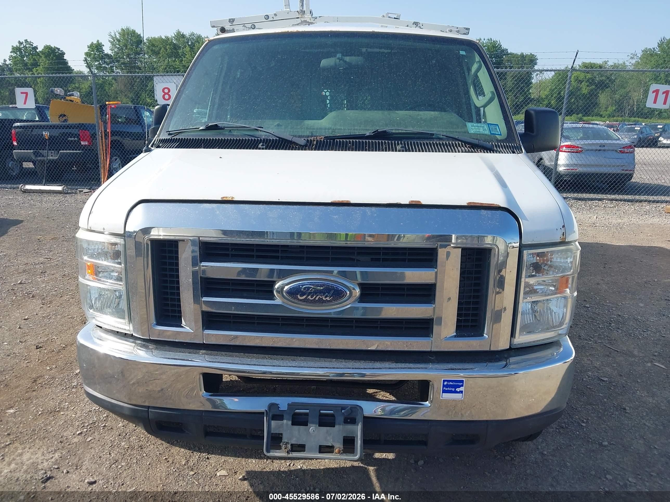 2013 Ford E-250 Commercial/recreational White vin: 1FTNE2EWXDDA45882