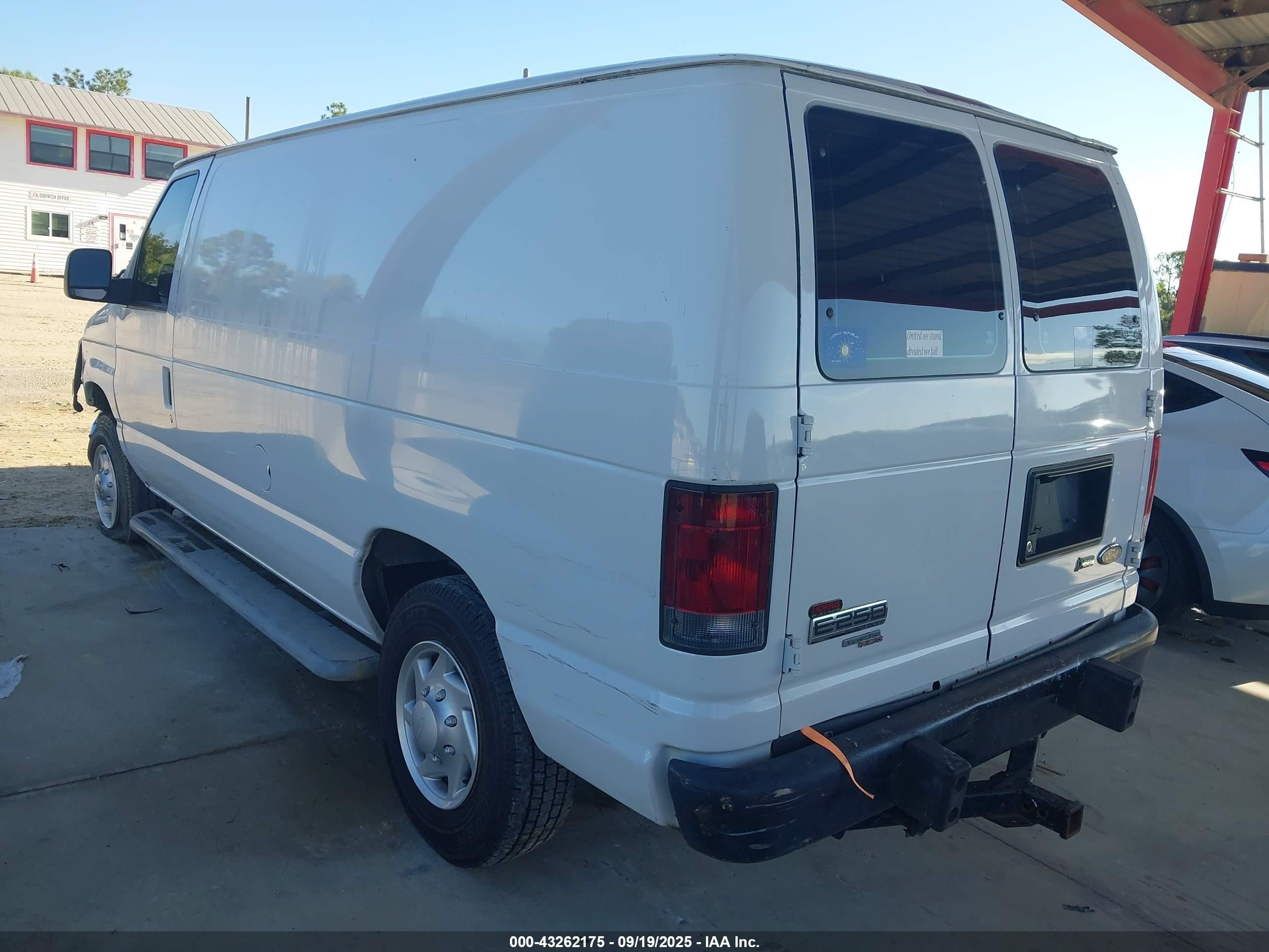 2013 Ford E-250 Commercial White vin: 1FTNE2EWXDDA96377