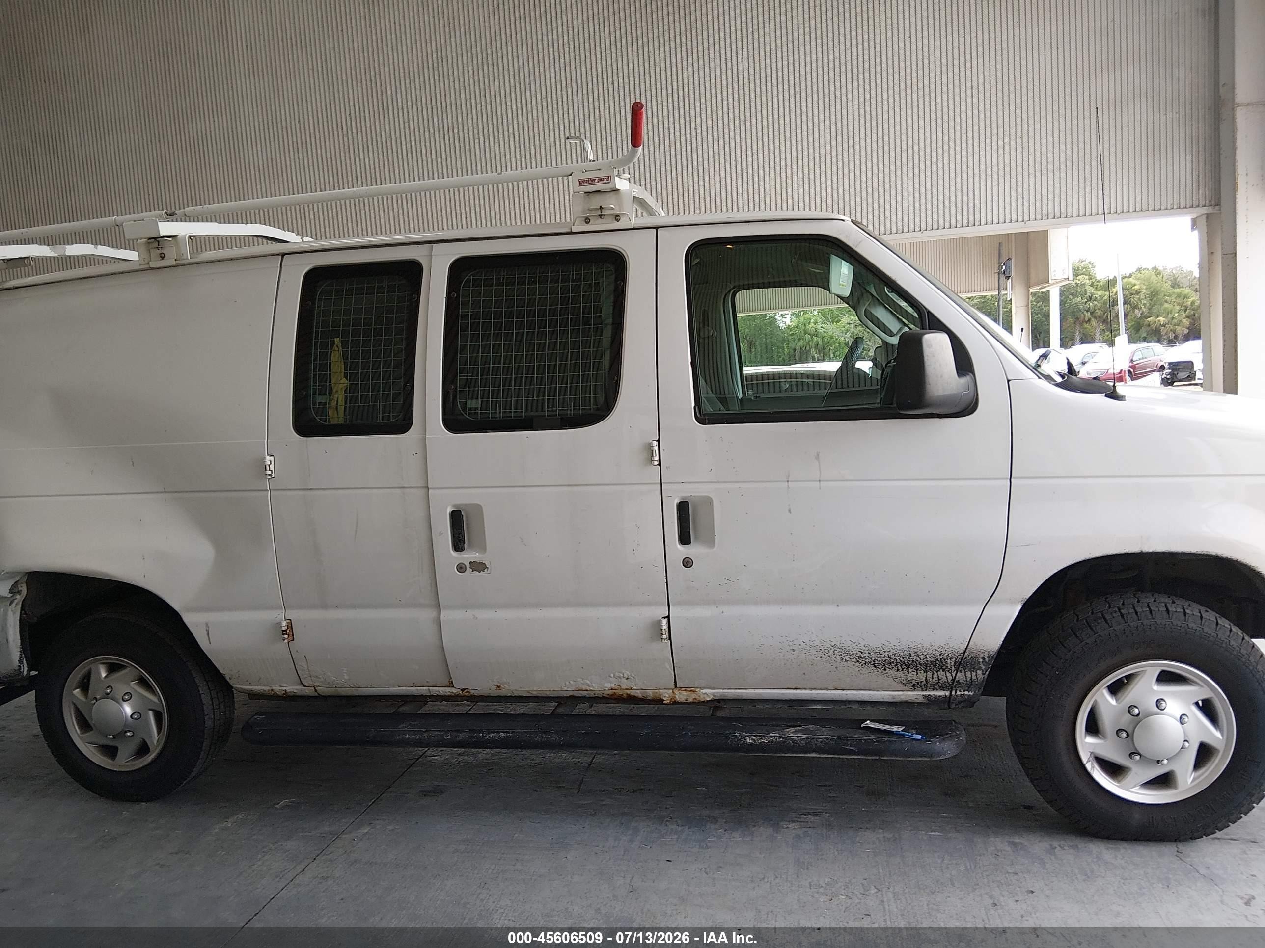 2014 Ford E-250 Commercial Белый vin: 1FTNE2EWXEDB01322