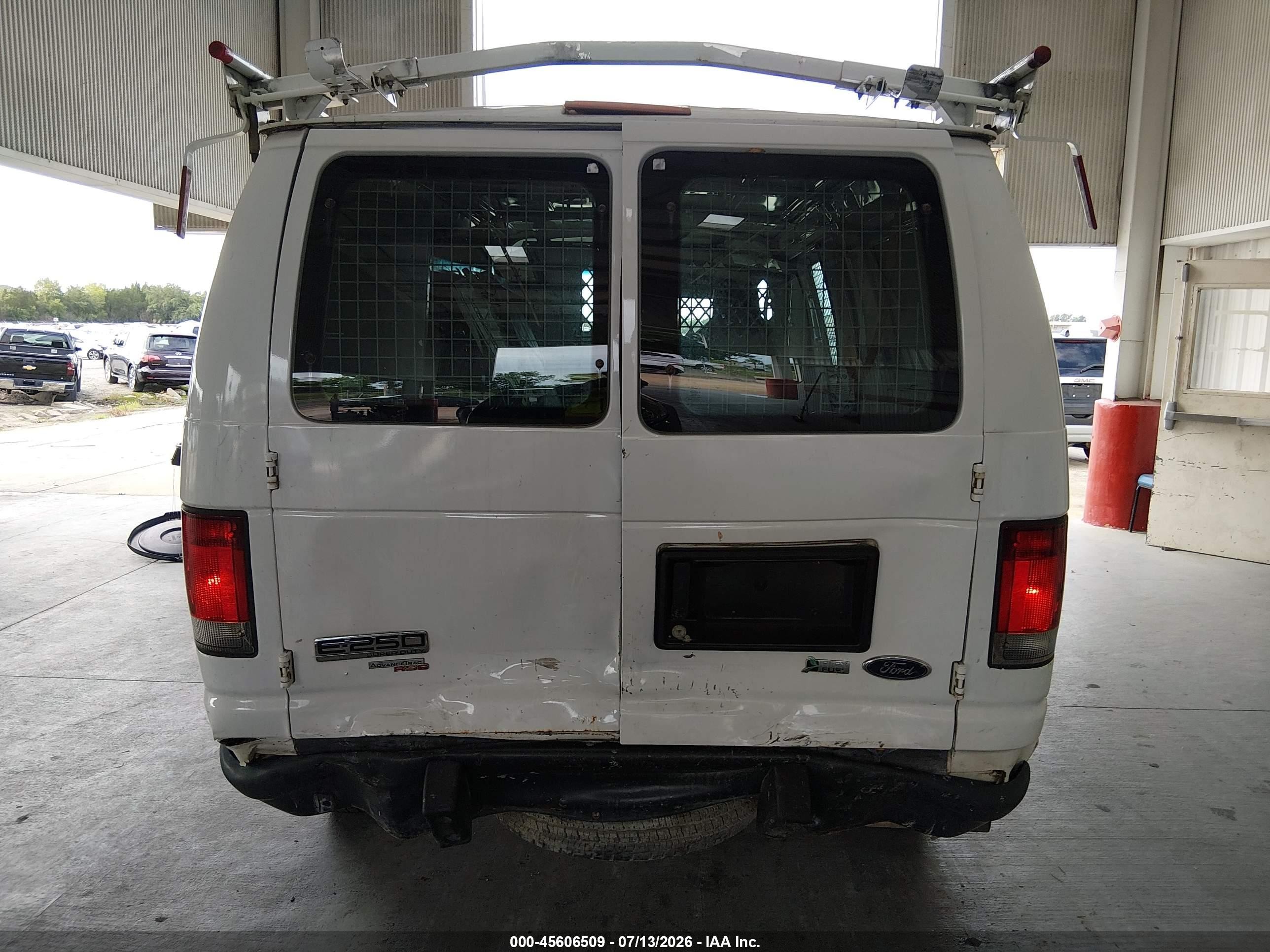 2014 Ford E-250 Commercial Белый vin: 1FTNE2EWXEDB01322