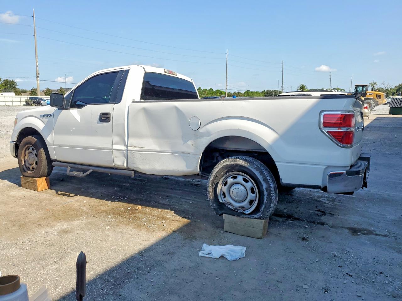 2012 Ford F150 White vin: 1FTNF1CF0CKD80590