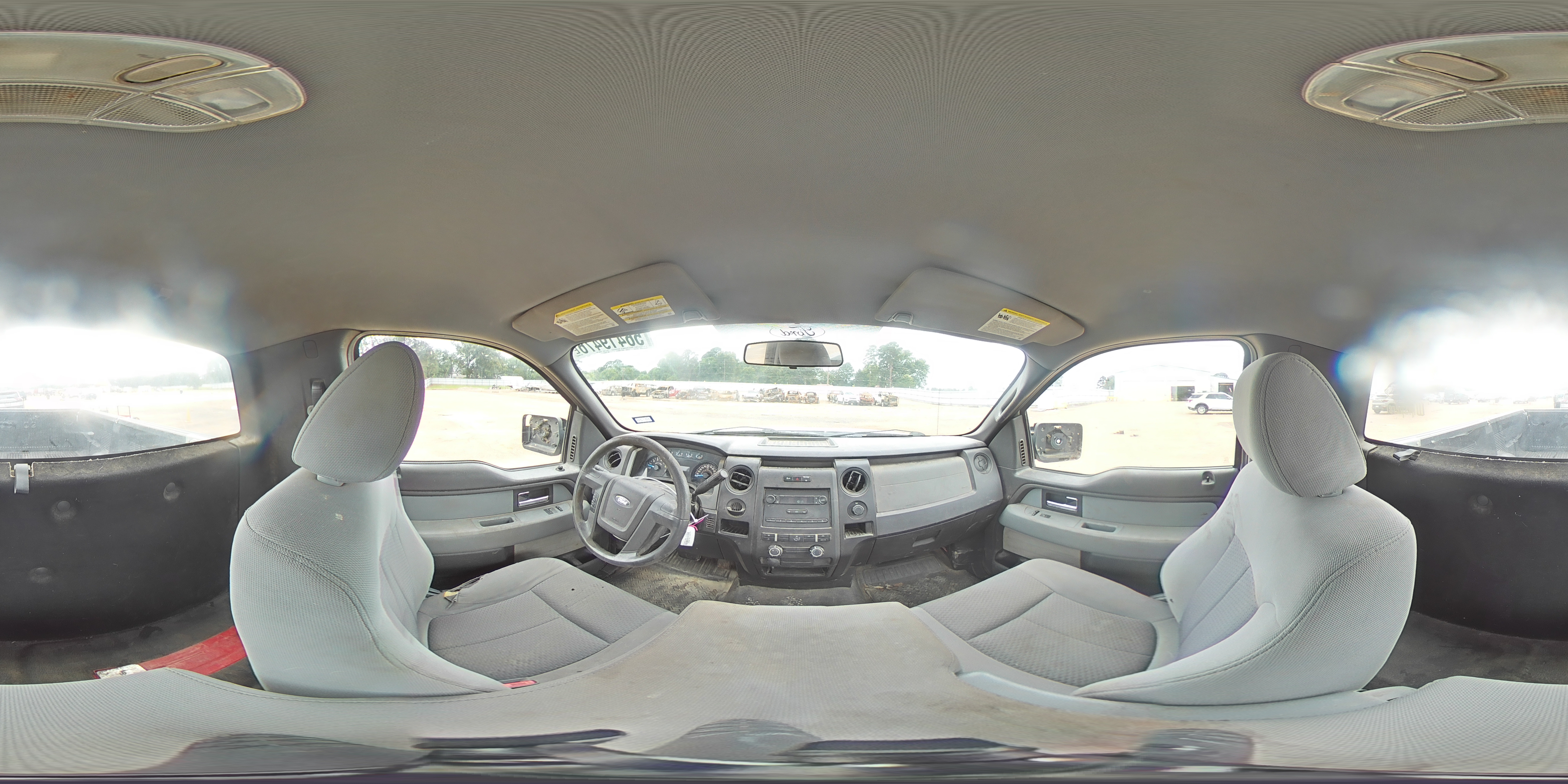 2013 Ford F150 White vin: 1FTNF1CF0DKD56033