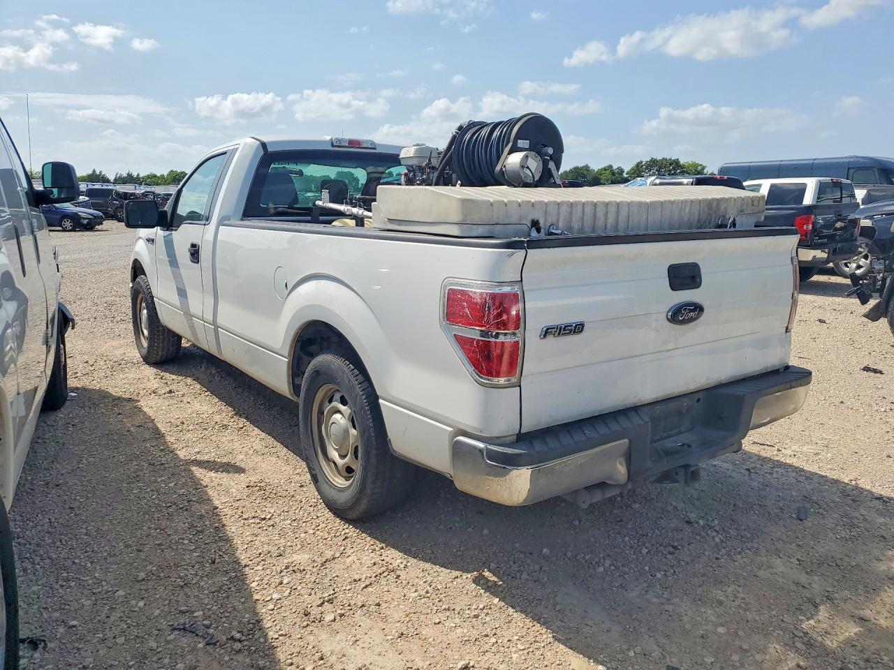 2013 Ford F150 White vin: 1FTNF1CF0DKD56162