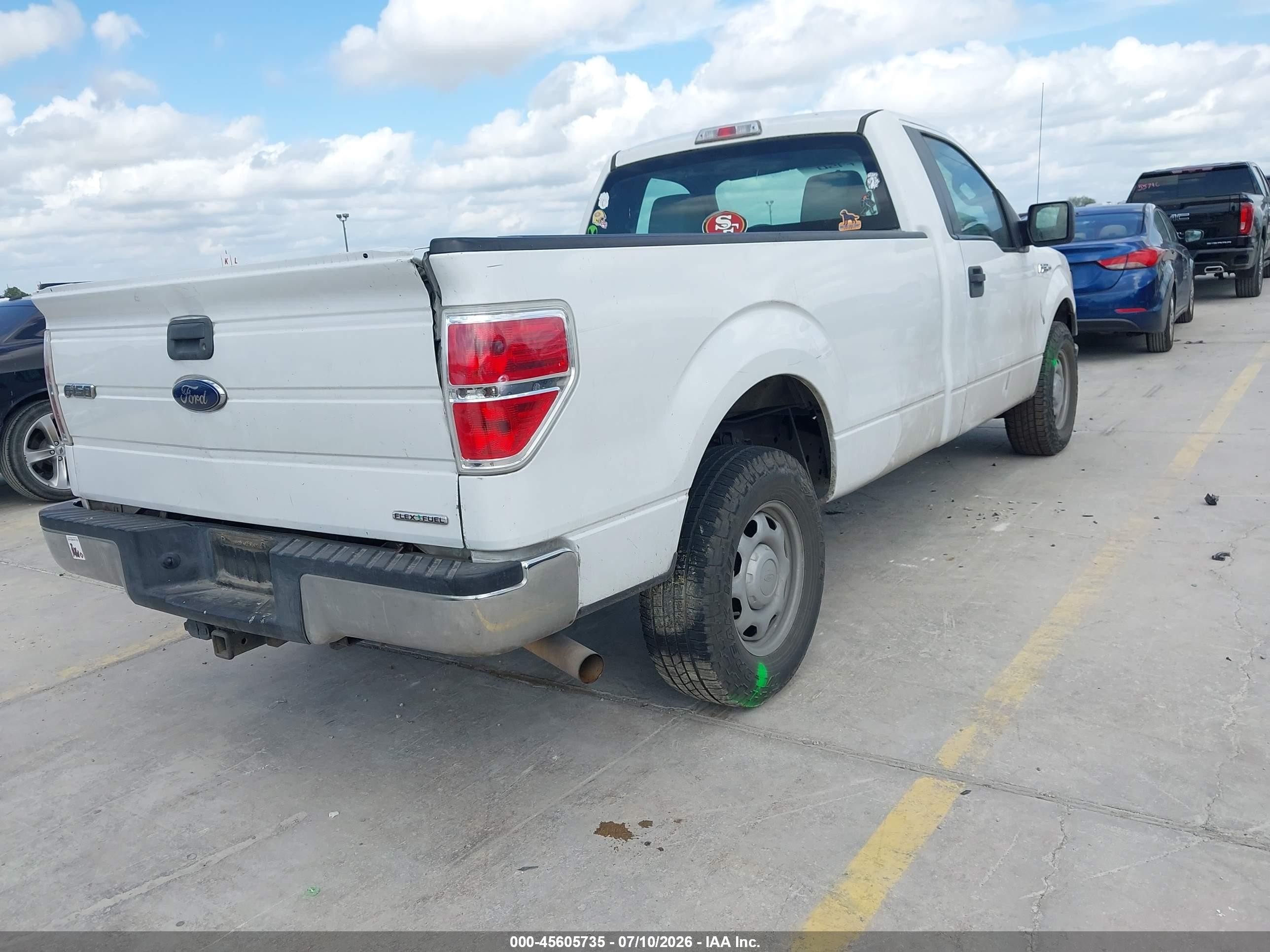 2013 Ford F-150 Xl White vin: 1FTNF1CF0DKD59014