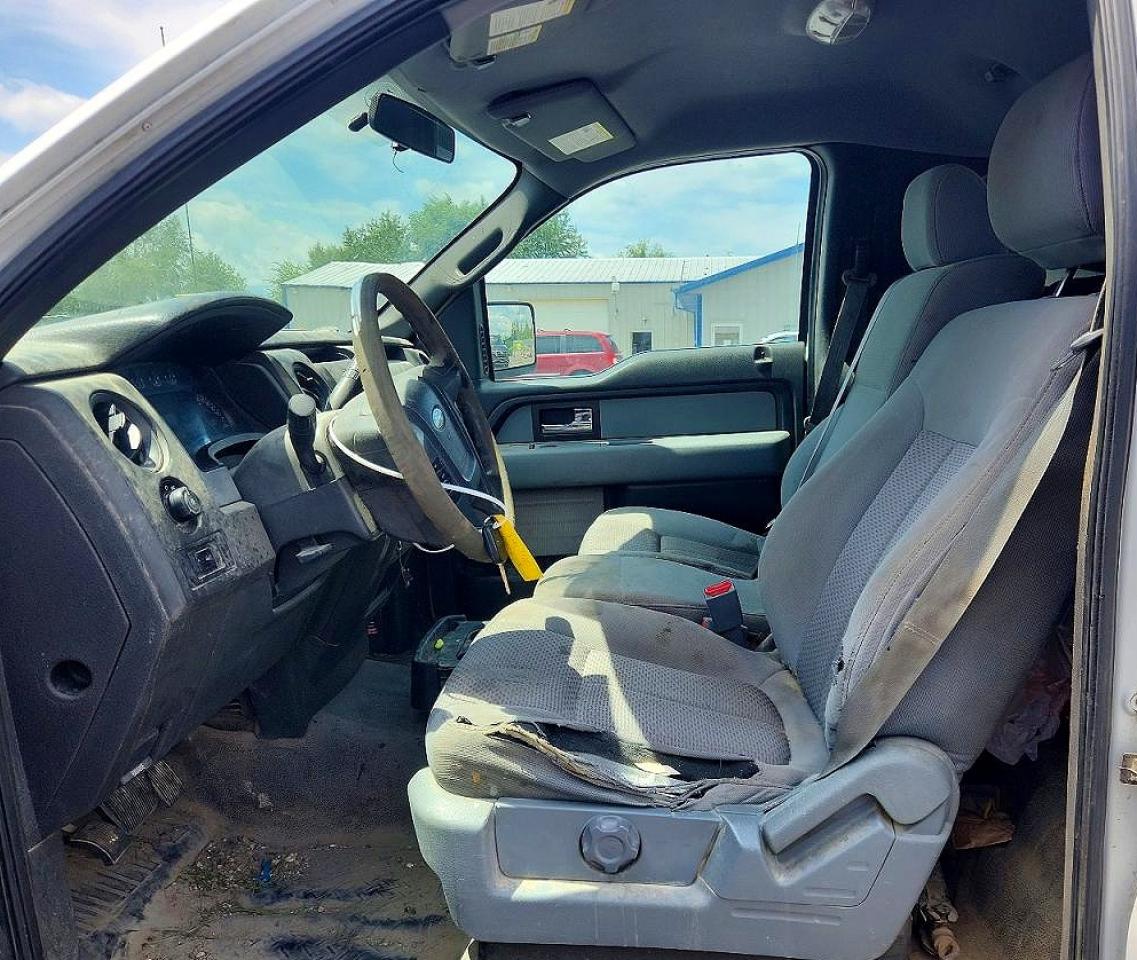 2013 Ford F150 White vin: 1FTNF1CF0DKE78696