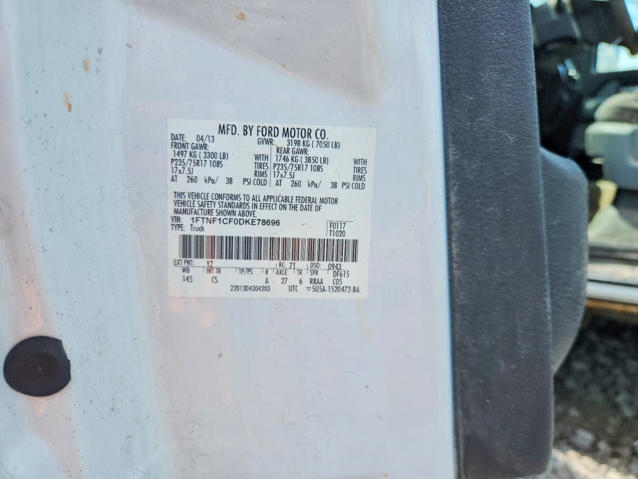 2013 Ford F150 White vin: 1FTNF1CF0DKE78696