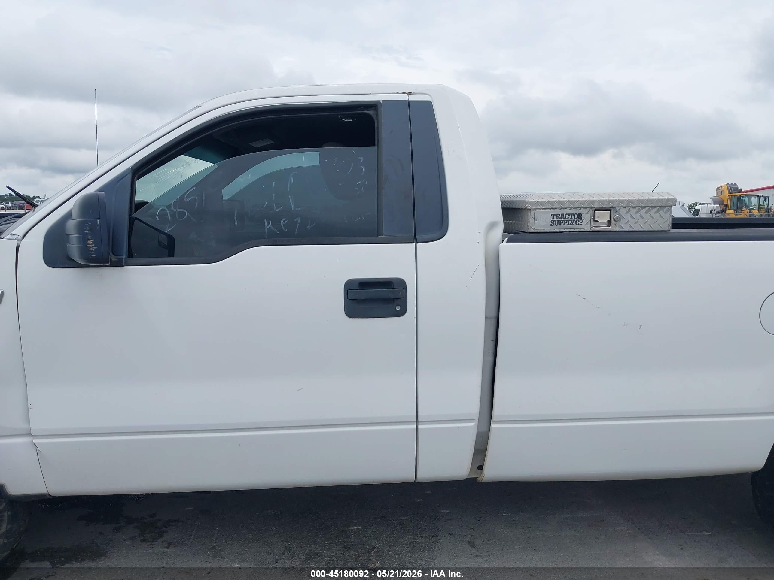 2014 Ford F-150 Xl White vin: 1FTNF1CF0EKD04693