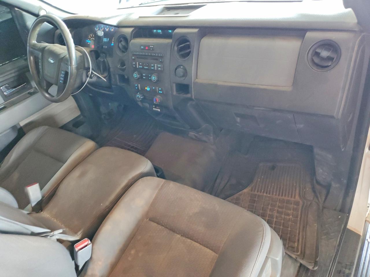 2014 Ford F150 White vin: 1FTNF1CF0EKD83380