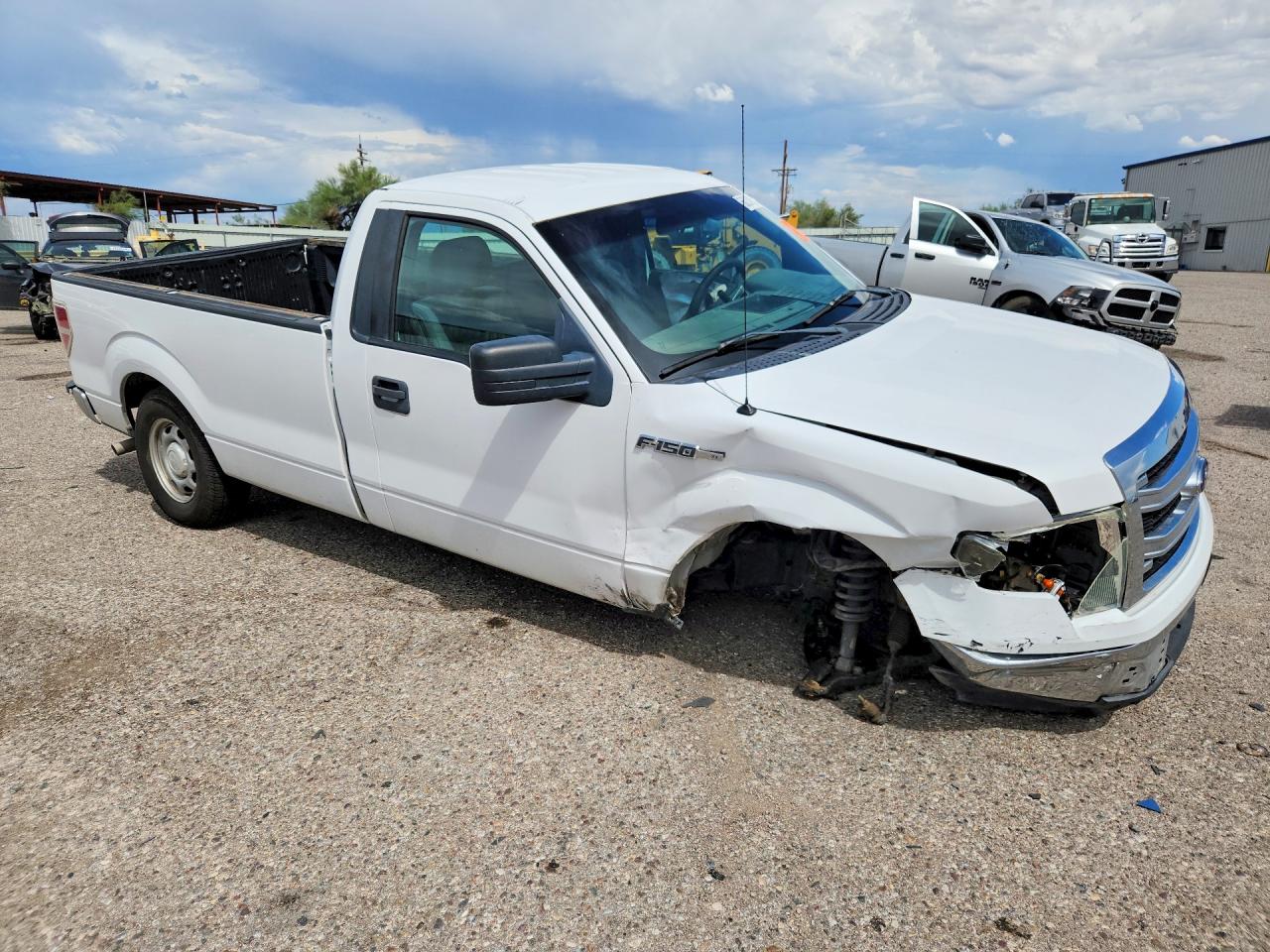 2014 Ford F150 White vin: 1FTNF1CF0EKD84805